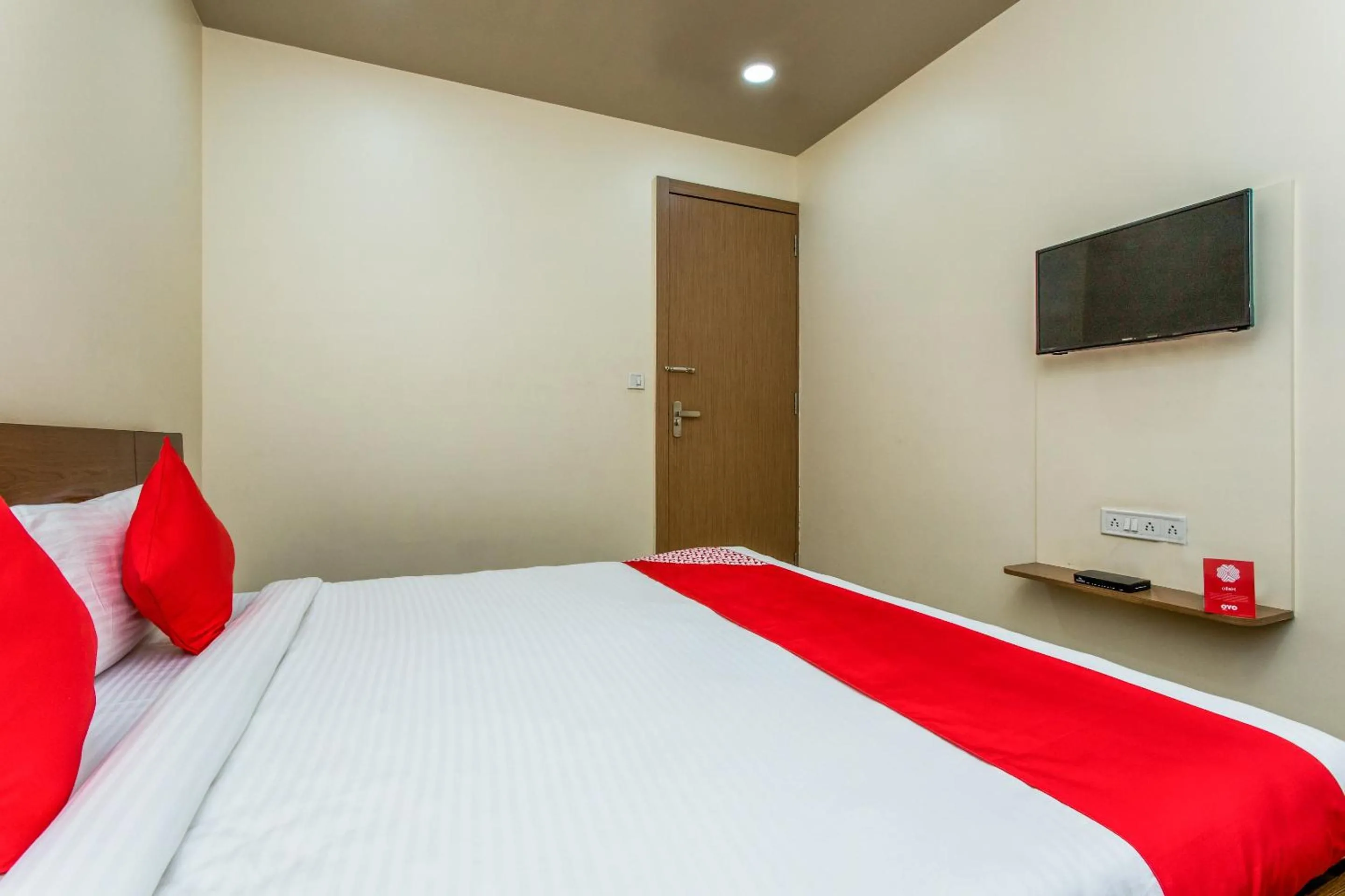 Bedroom, Bed in OYO 11929 Hotel Ridhi Sidhi