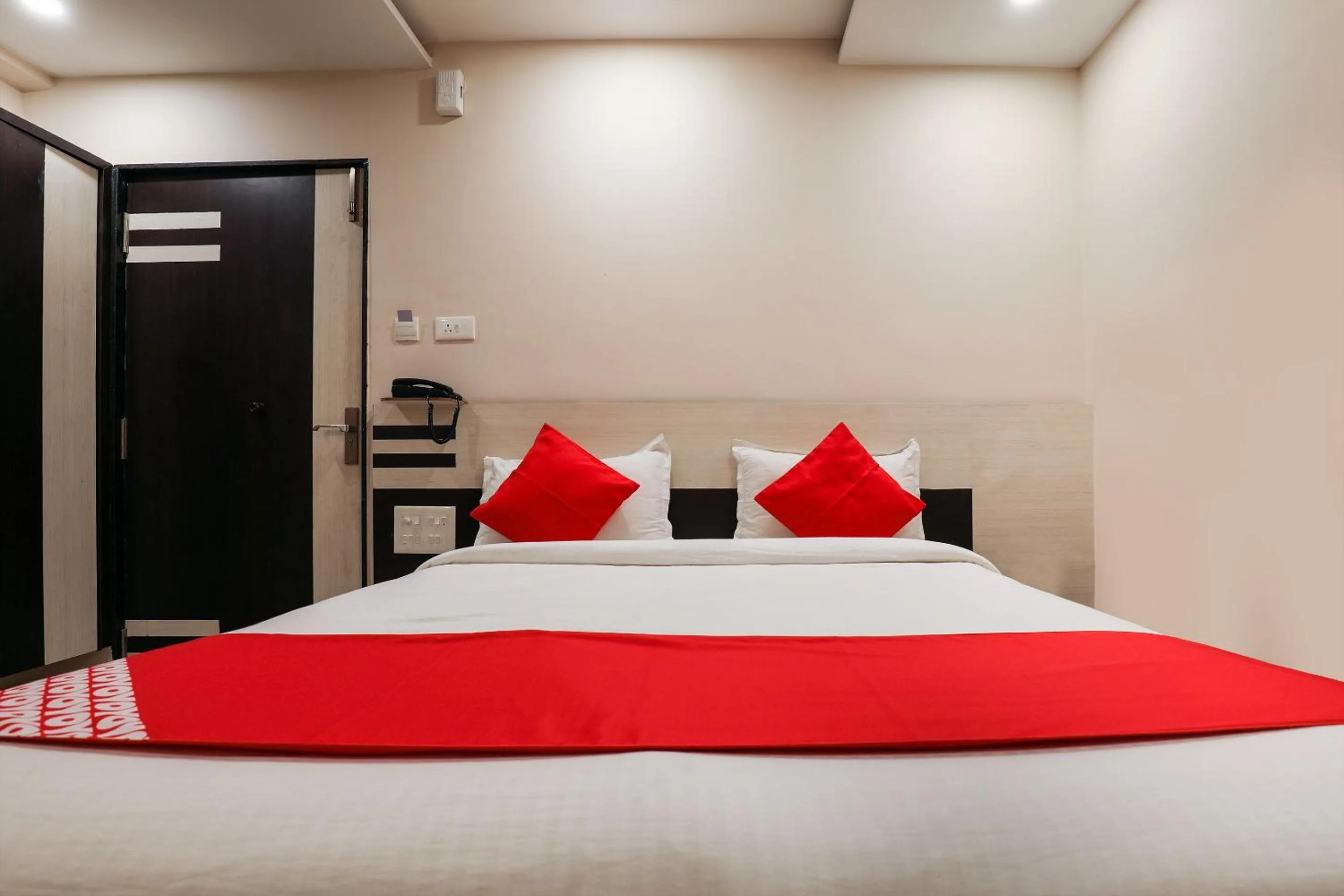 Bedroom in Hotel O Sr Residency