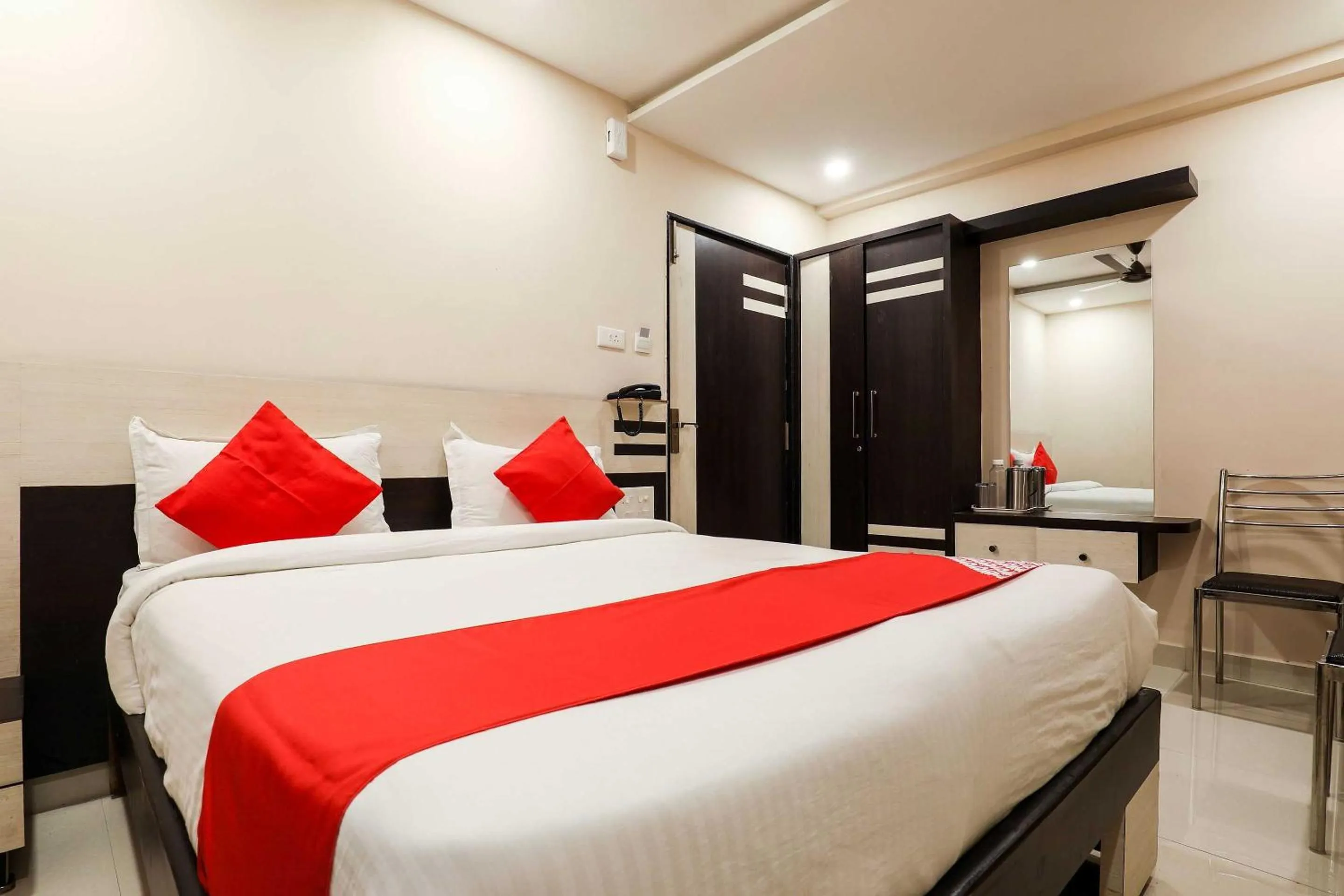 Bedroom in Hotel O Sr Residency