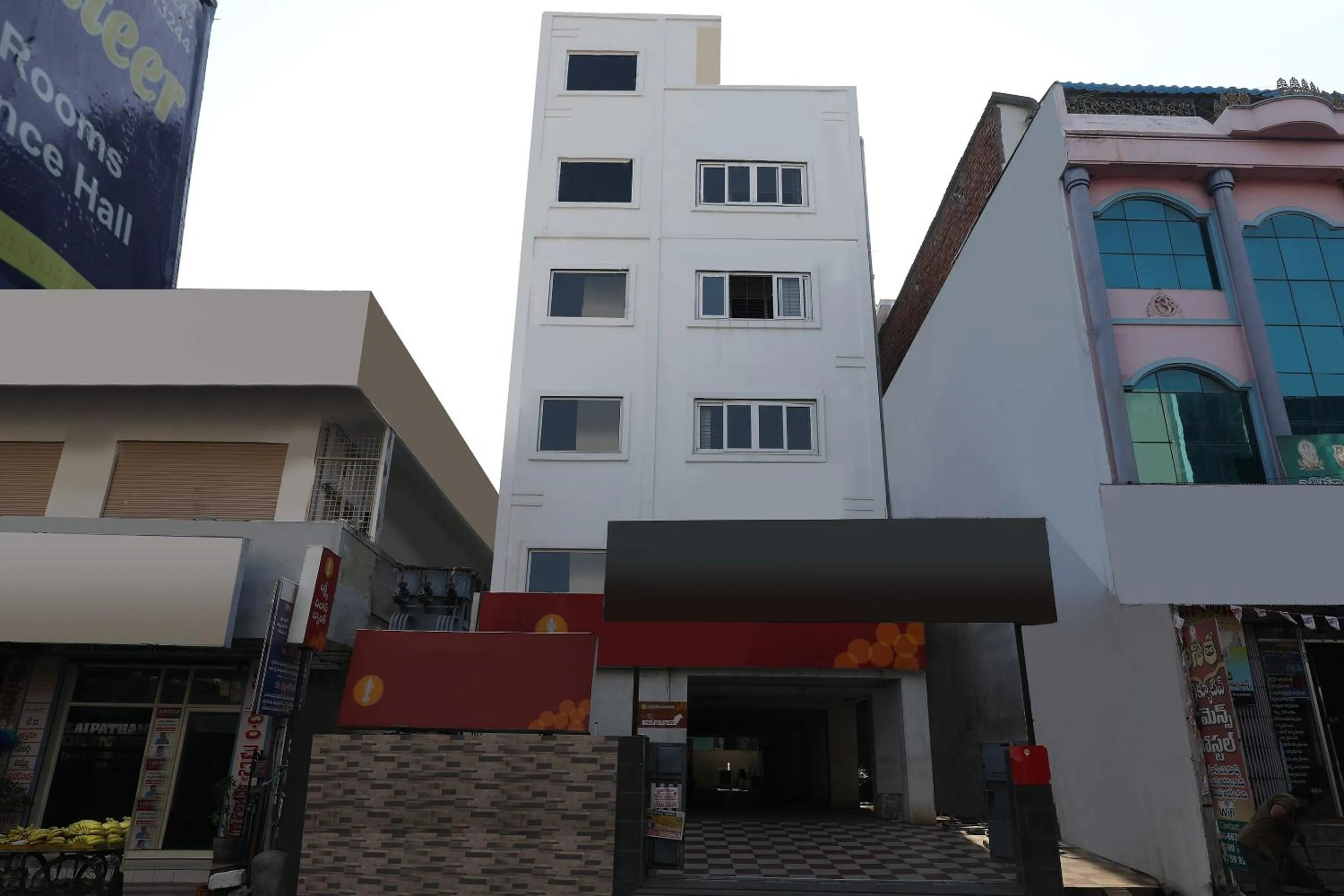Facade/entrance in Hotel O Sr Residency