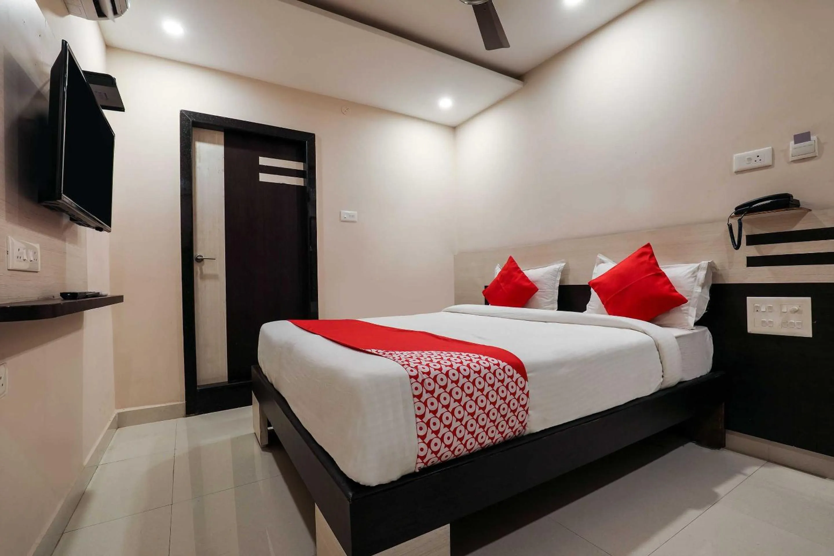 Bedroom in Hotel O Sr Residency