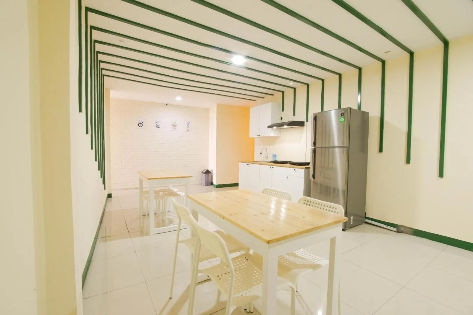 Kitchen or kitchenette in Le Paris Syariah Residence
