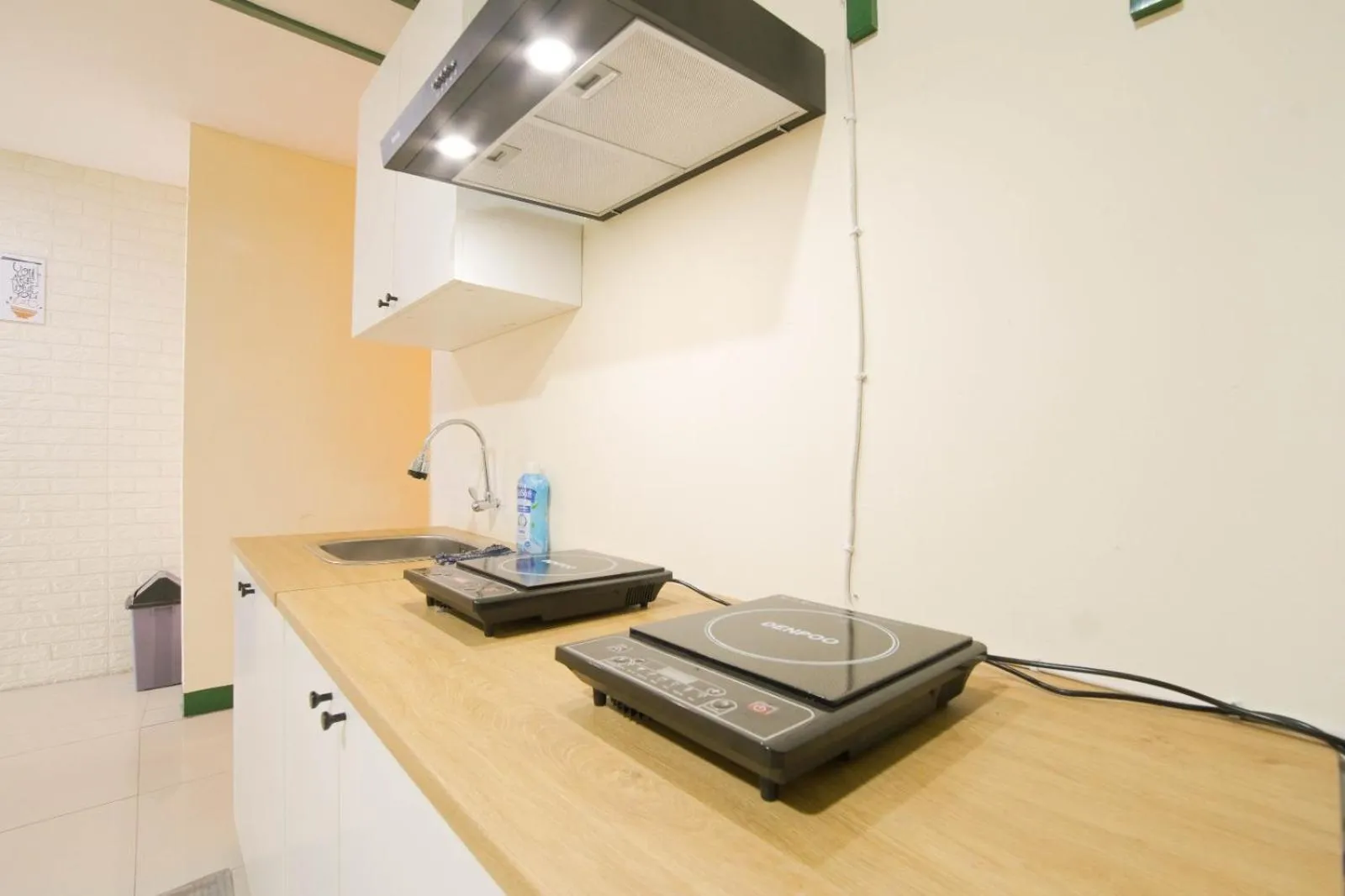 Kitchen or kitchenette in Le Paris Syariah Residence