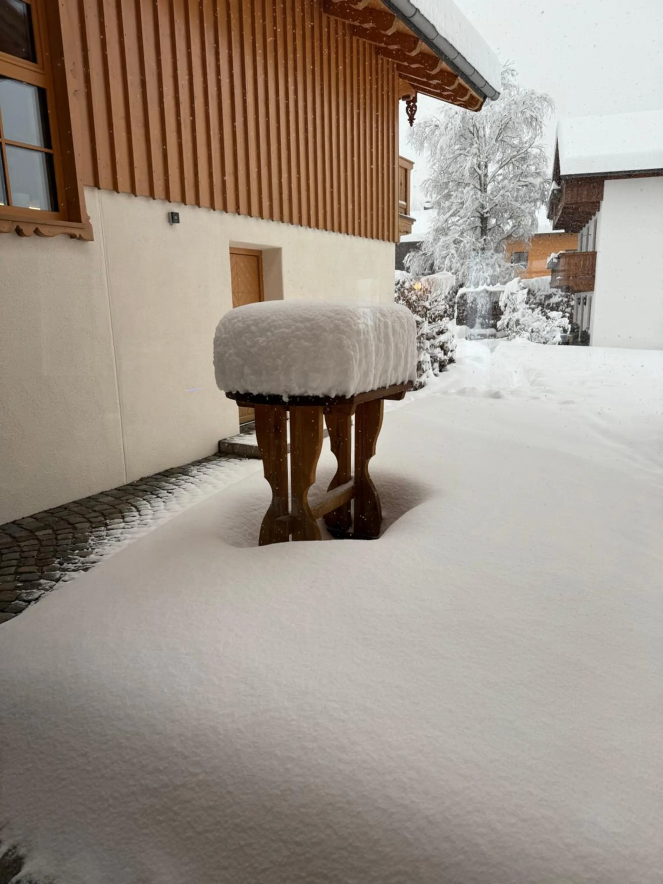 Property building in Pension Schweizerhaus Garni