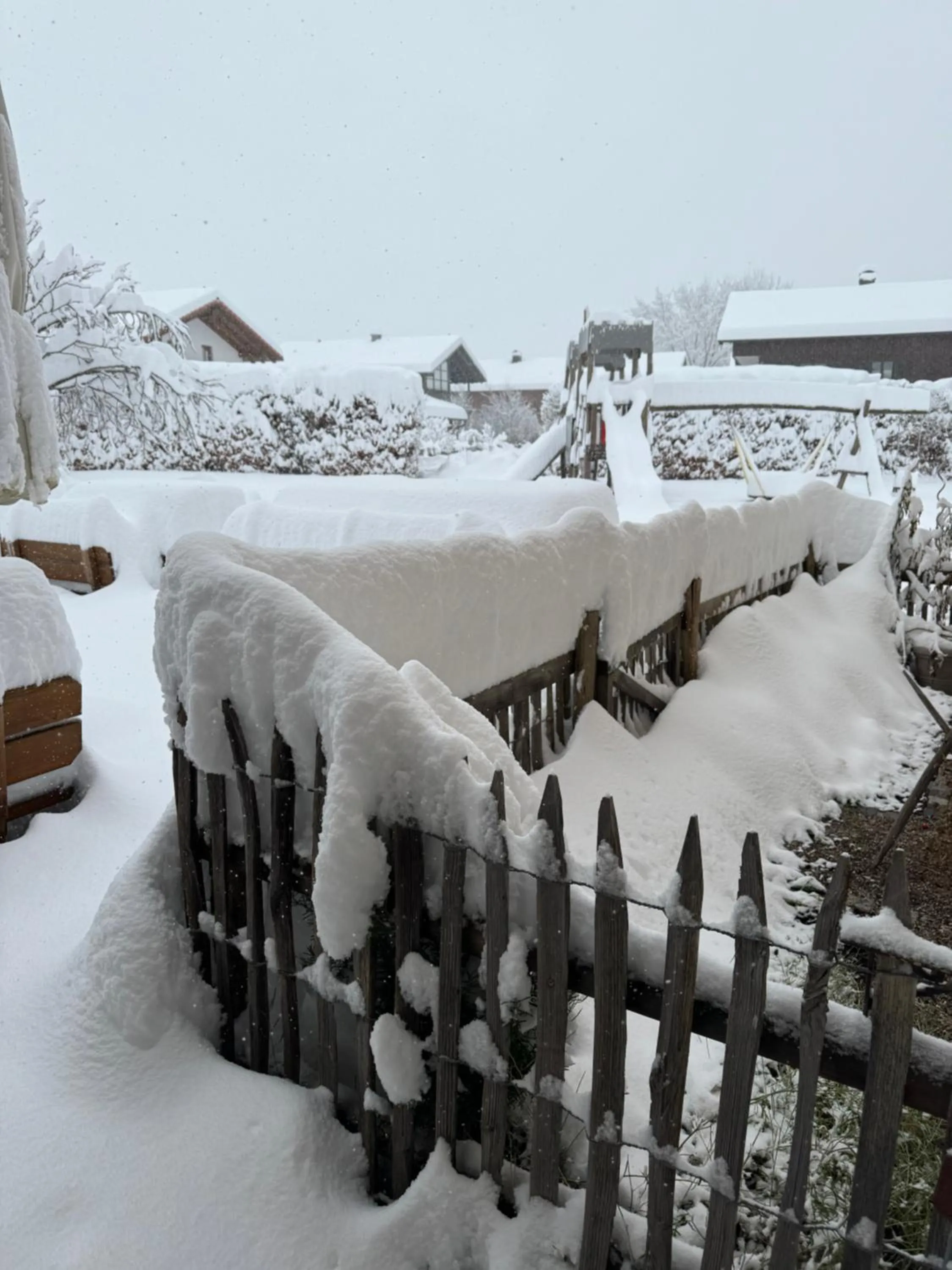 Property building in Pension Schweizerhaus Garni