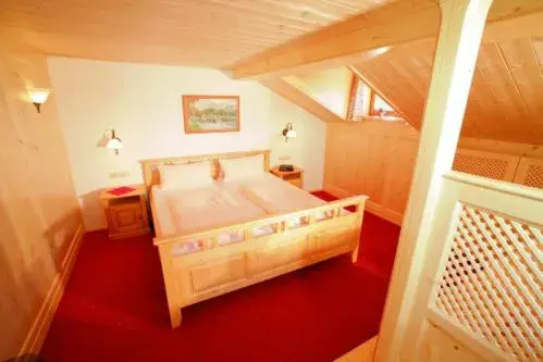 Family Room - single occupancy in Pension Schweizerhaus Garni Family Room - single occupancy in Pension Schweizerhaus Garni