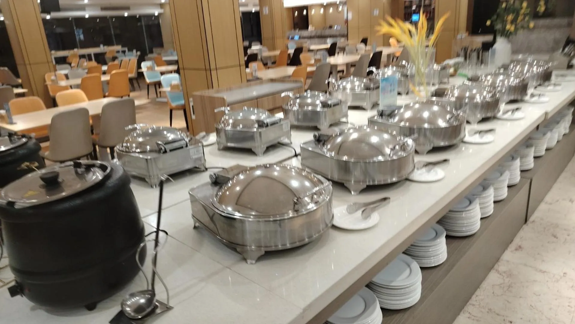 Breakfast in Holiday Inn Express Xiamen LuShan