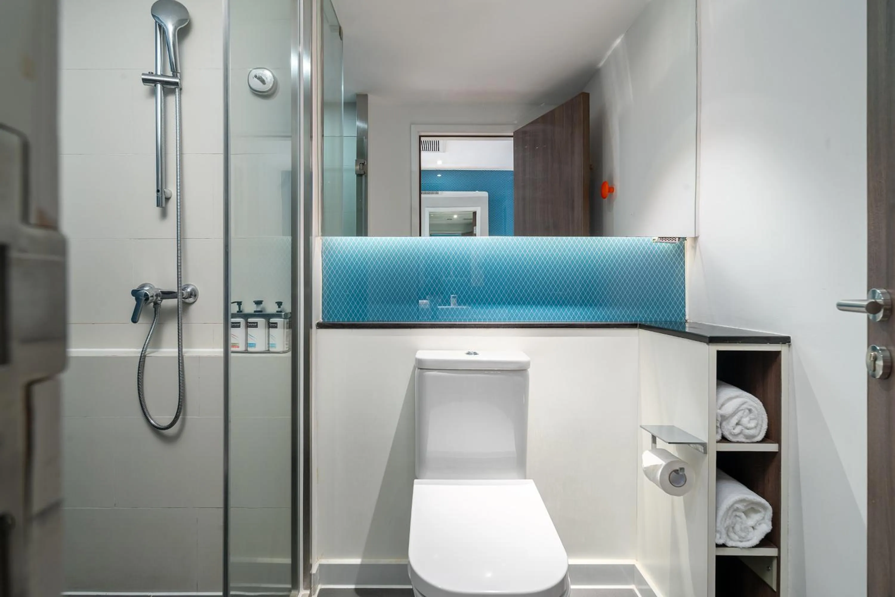 Photo of the whole room in Holiday Inn Express Xiamen LuShan