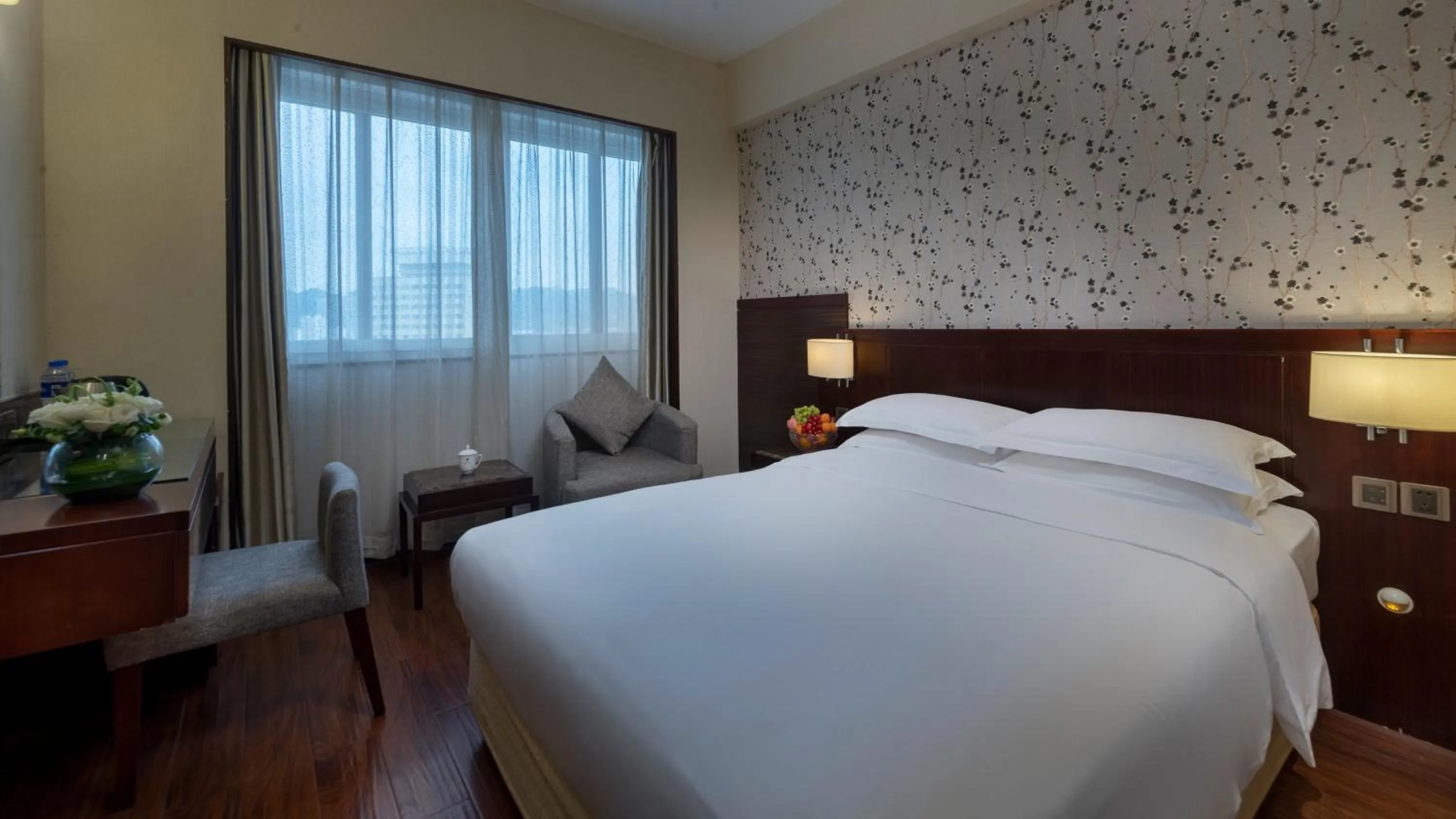 Photo of the whole room, Bed in Holiday Inn Express Xiamen LuShan