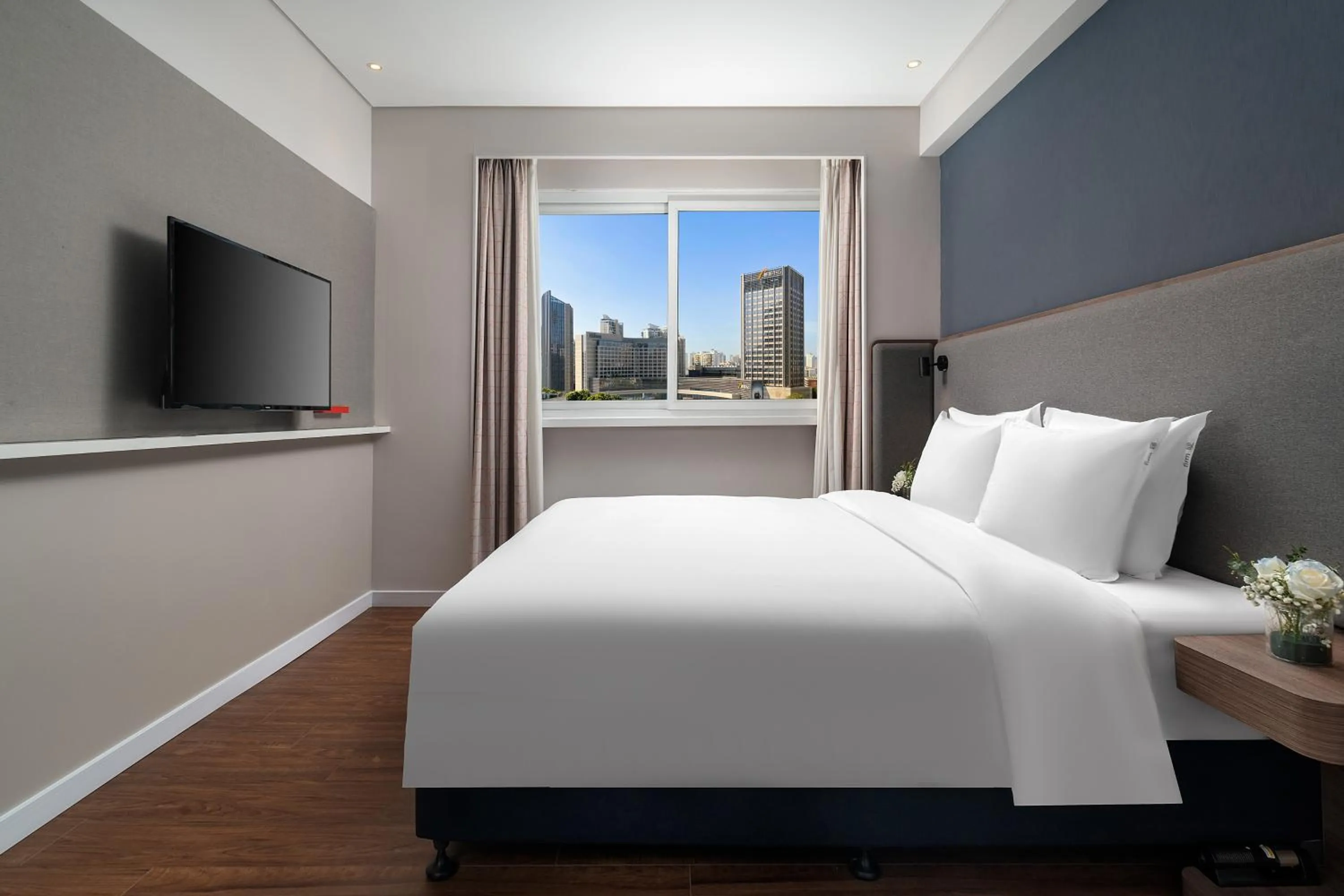 Bedroom, Bed in Holiday Inn Express Xiamen LuShan