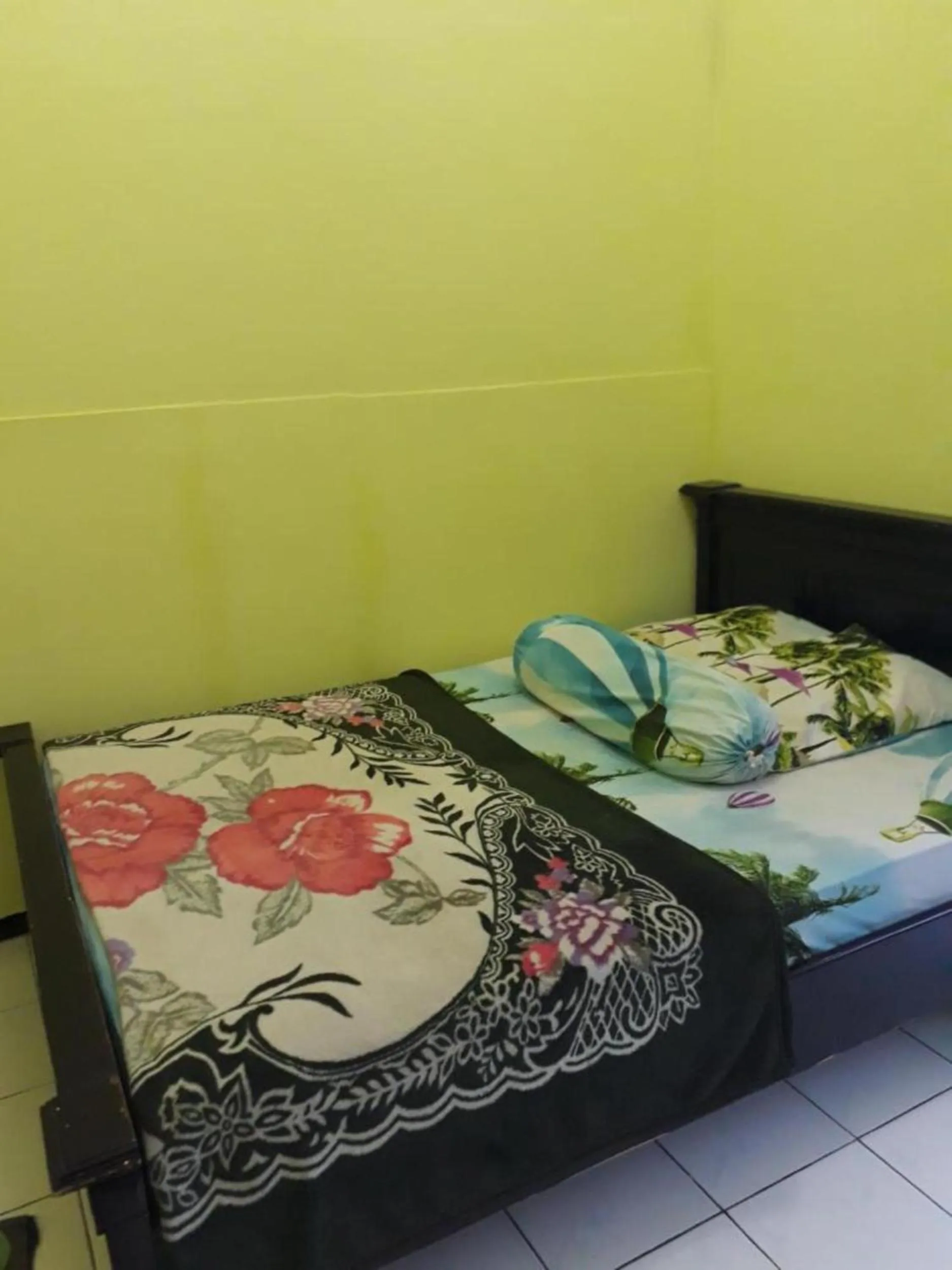 Property building, Bed in Kampoeng Tourist Homestay