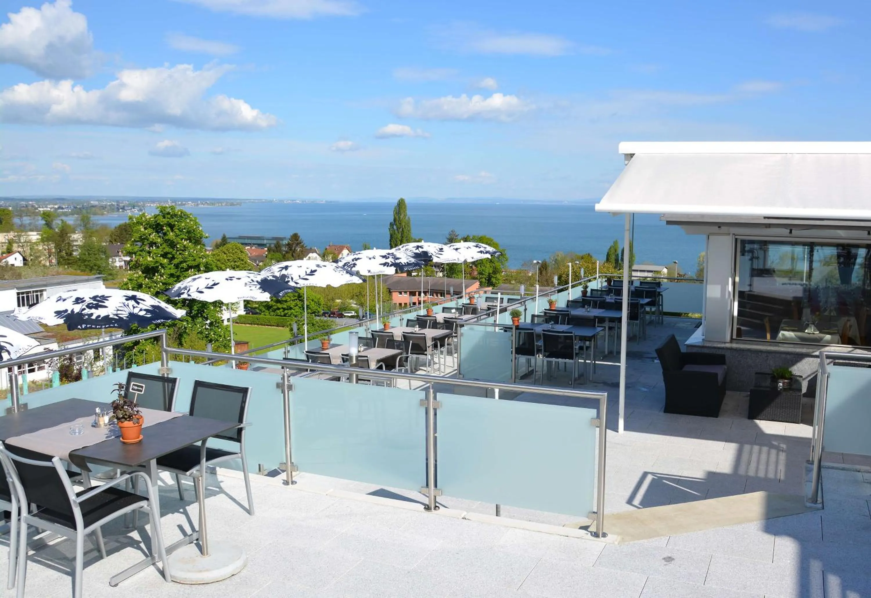 Food and drinks in Best Western Hotel Rebstock