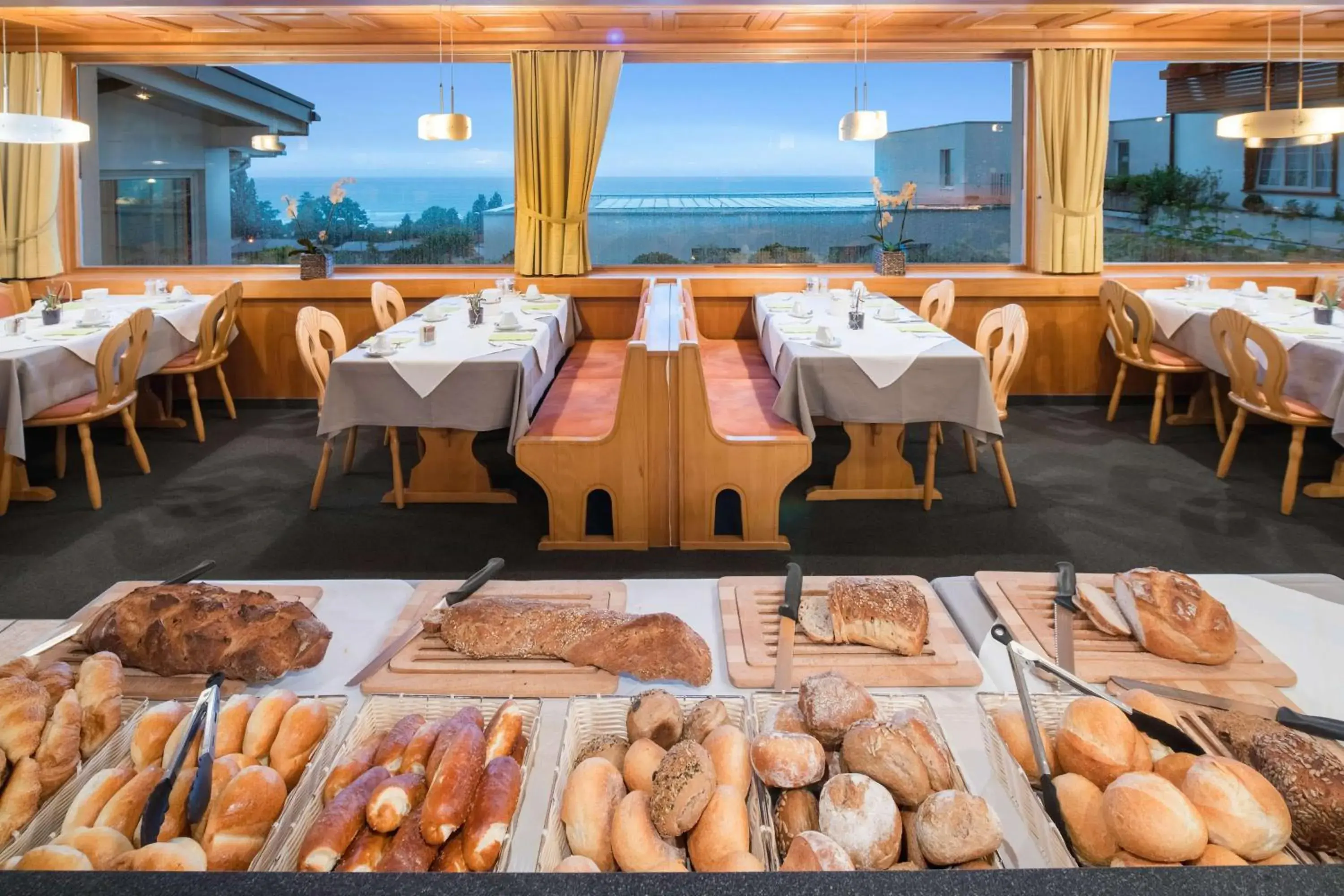 Breakfast in Best Western Hotel Rebstock Breakfast in Best Western Hotel Rebstock