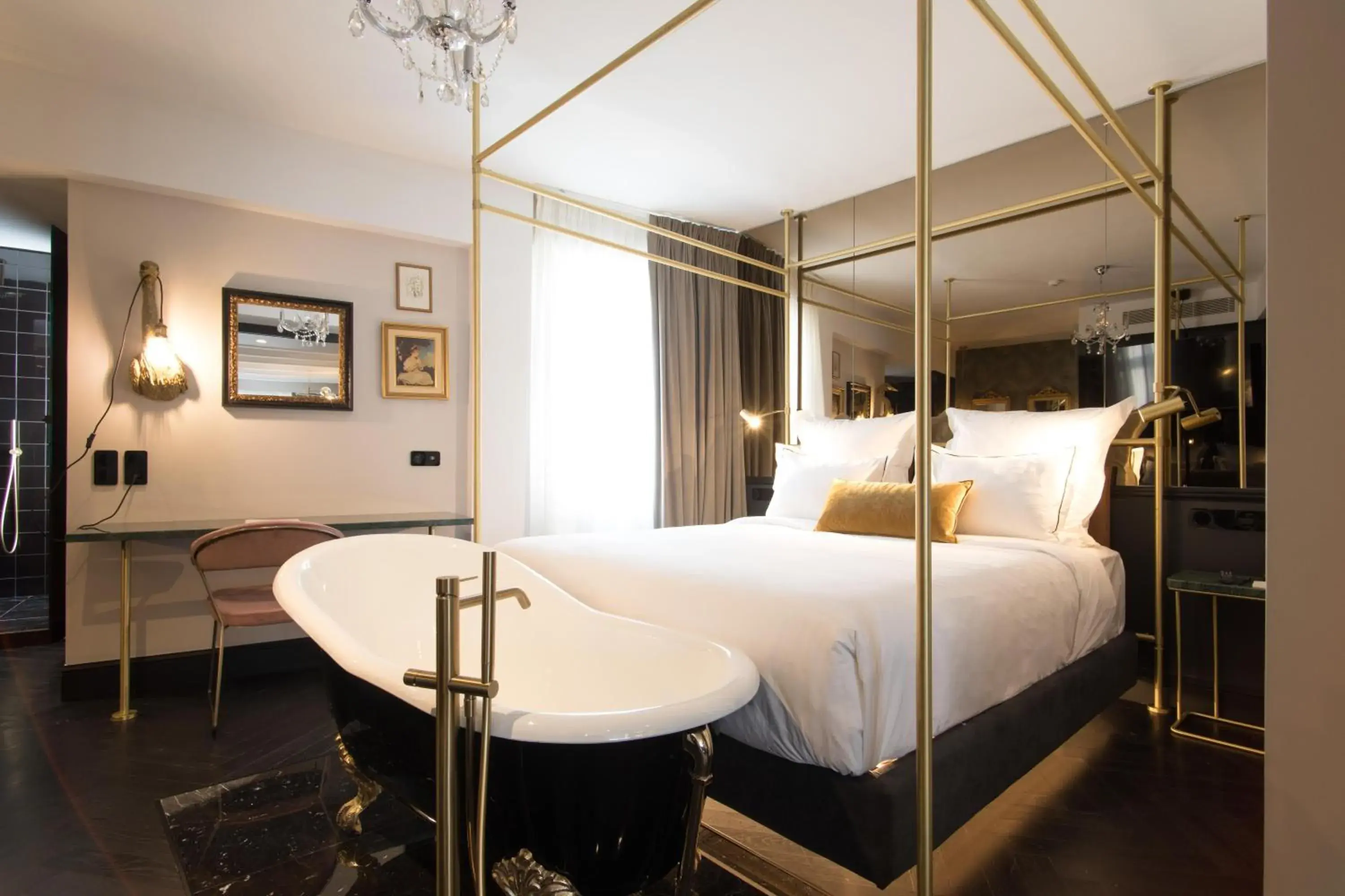 Grand Suite in Brown Lighthouse Athens, a member of Brown Hotels Grand Suite in Brown Lighthouse Athens, a member of Brown Hotels