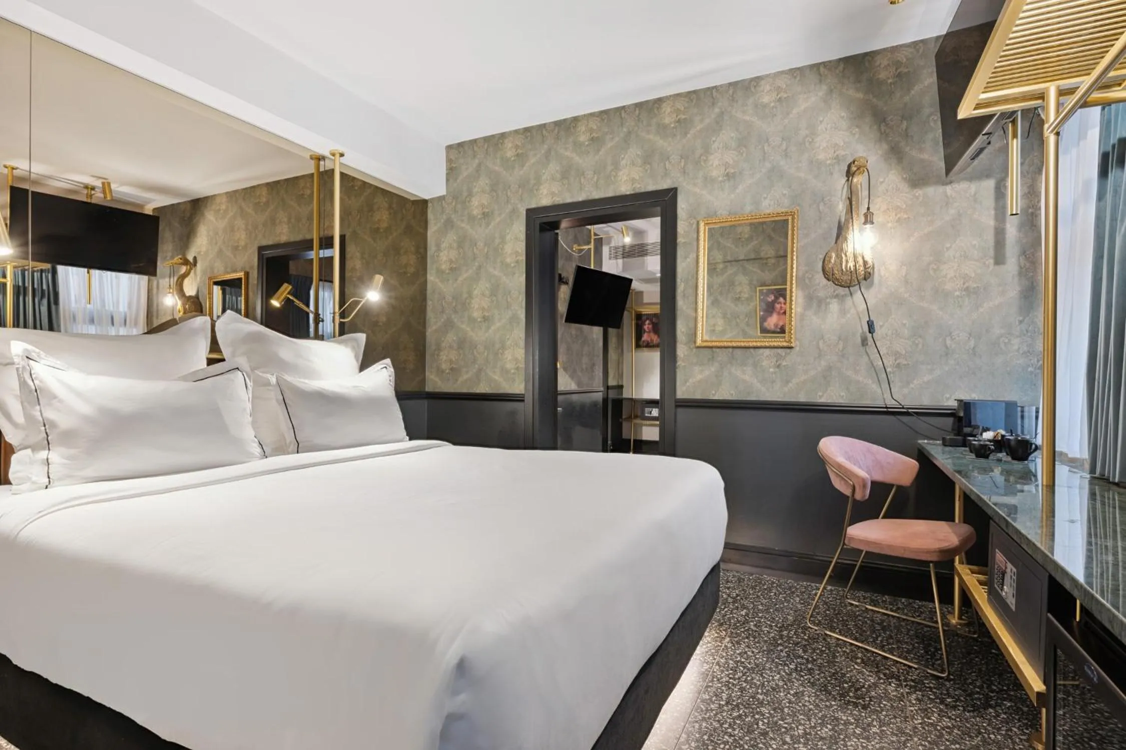 Bed in Skylark, Aluma Hotels & Resorts