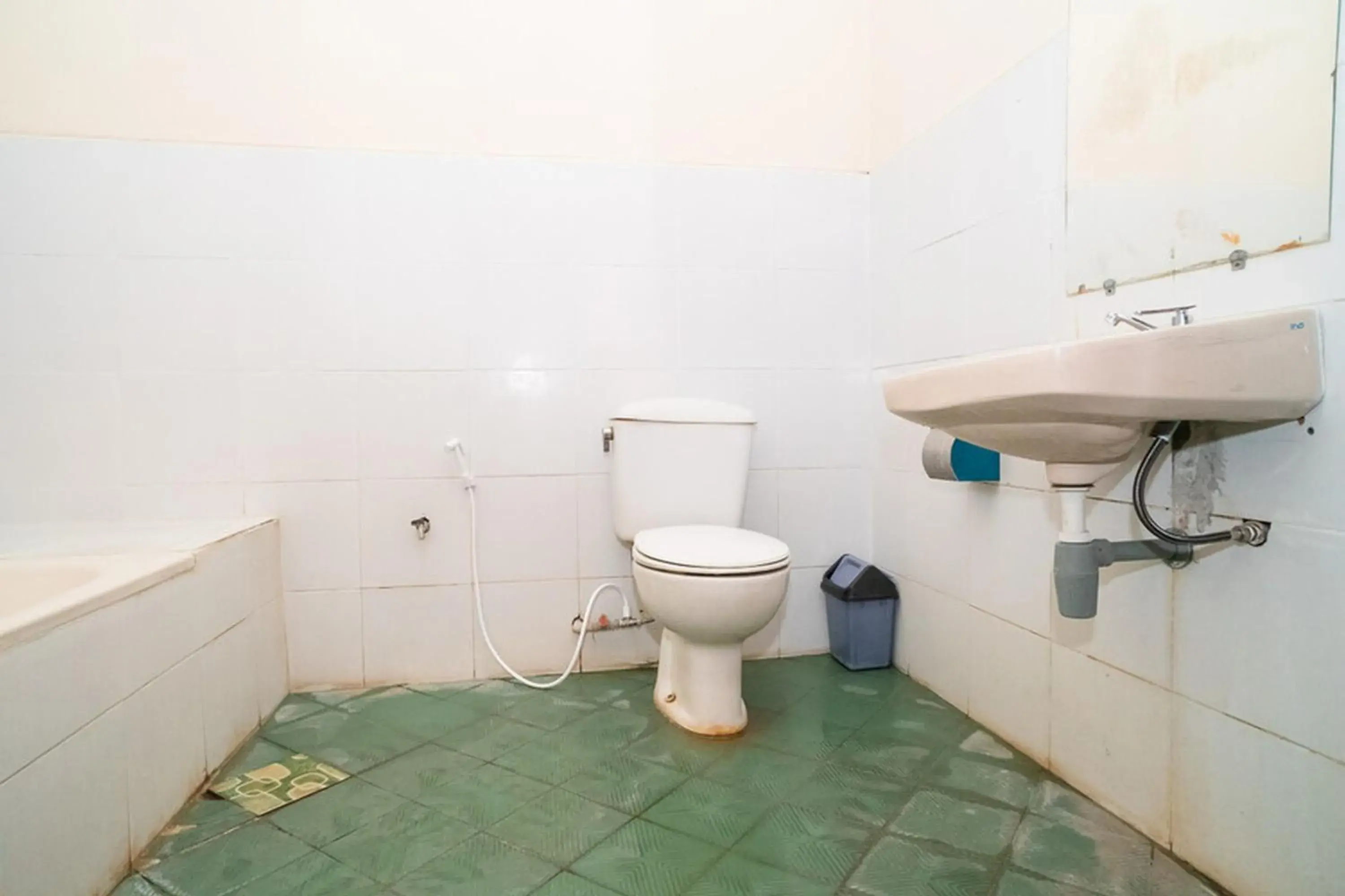 RedDoorz near Kampus 3 UTY Yogyakarta RedDoorz near Kampus 3 UTY Yogyakarta