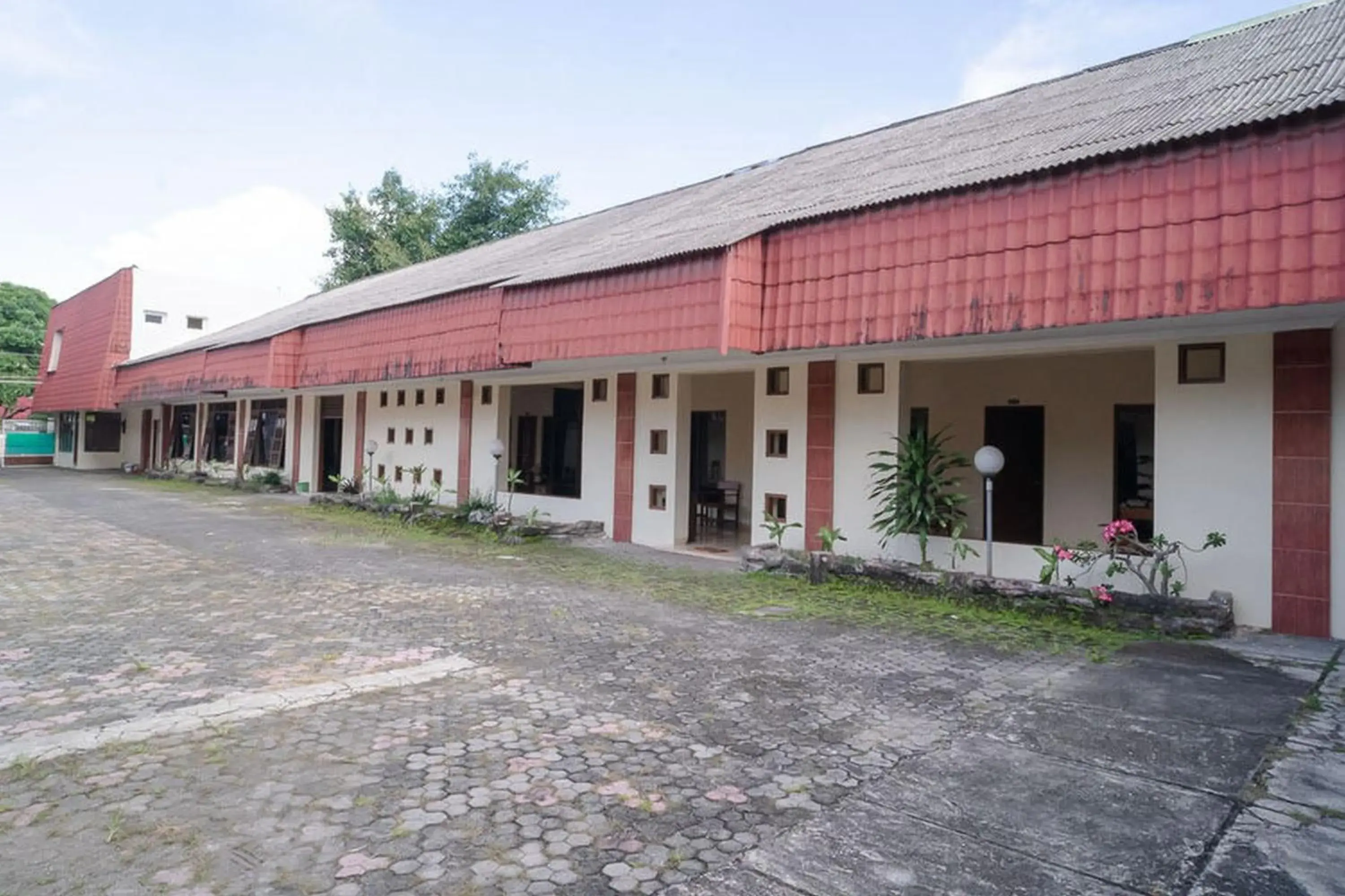 Property building in RedDoorz near Kampus 3 UTY Yogyakarta Property building in RedDoorz near Kampus 3 UTY Yogyakarta