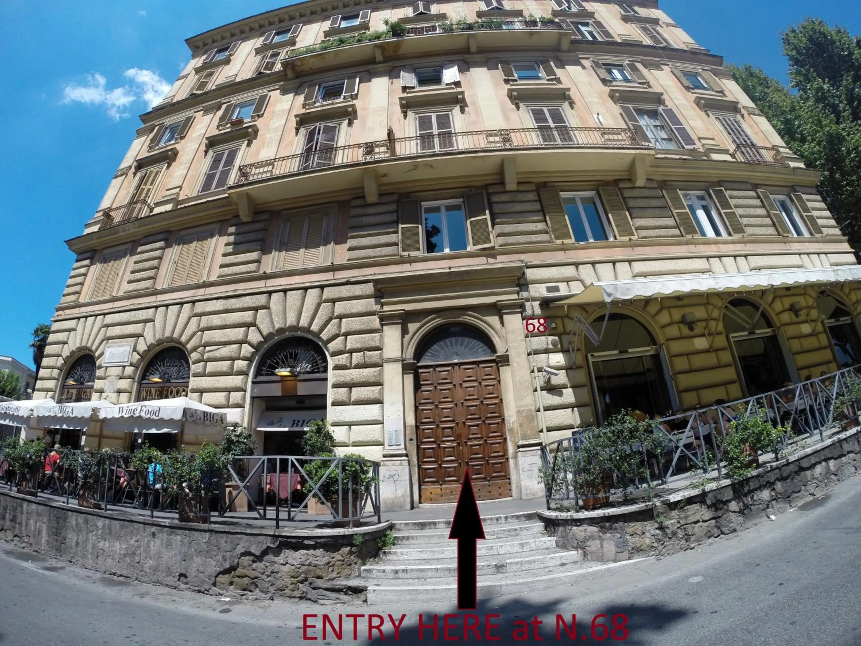Neighbourhood in Tre R Colosseo