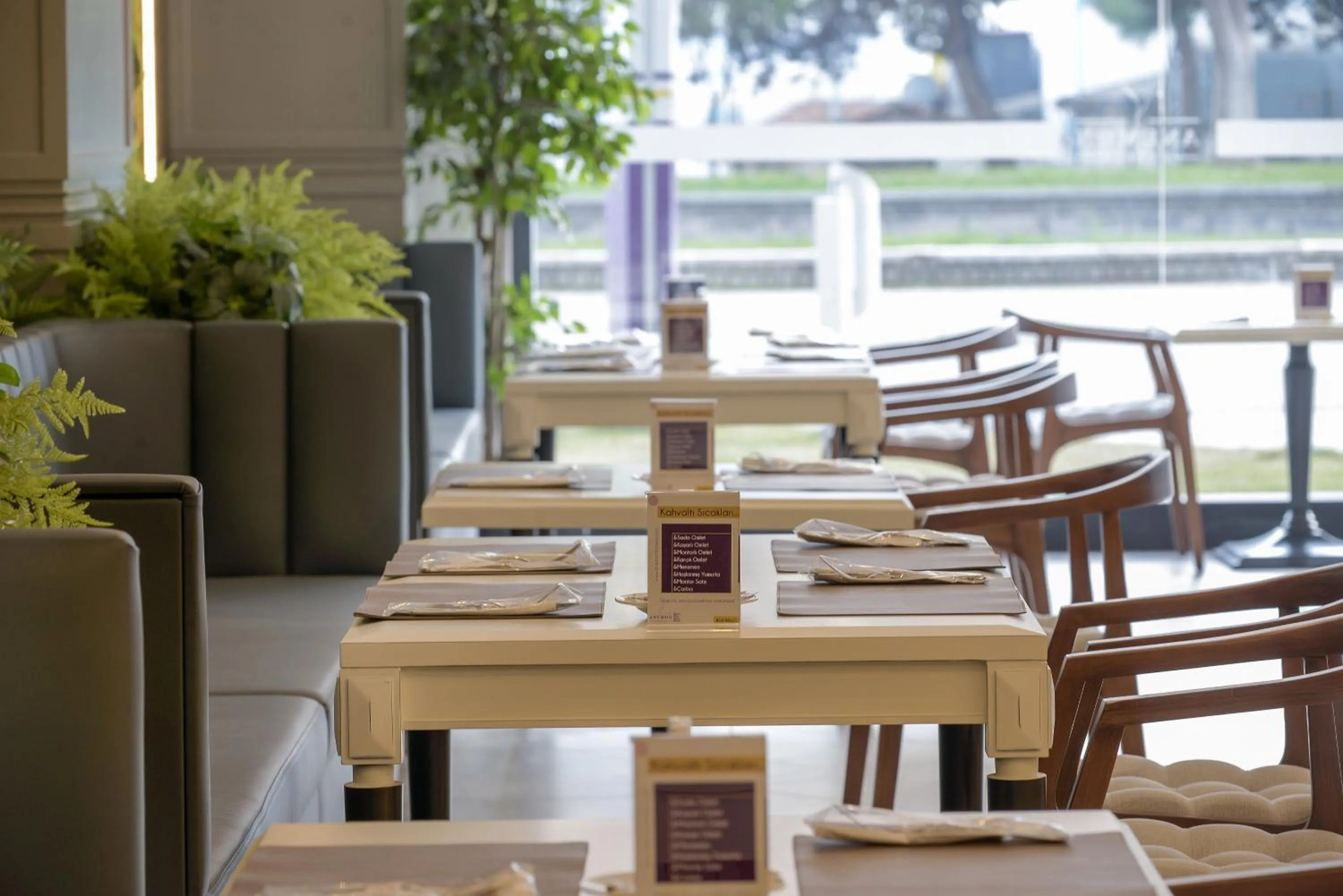 Restaurant/places to eat in Anemon Kent Aydın Otel