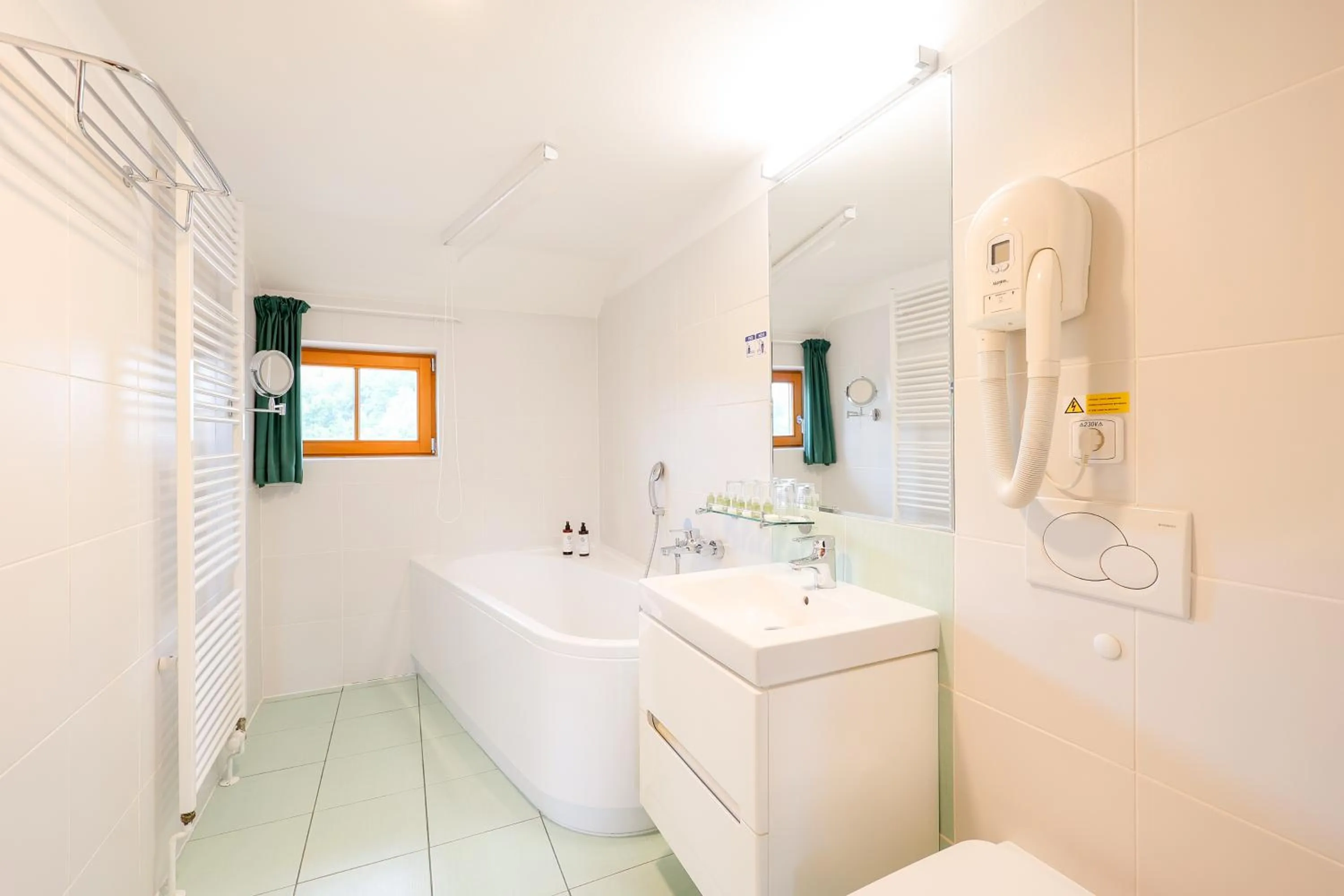 Toilet in Hotel Mlýn