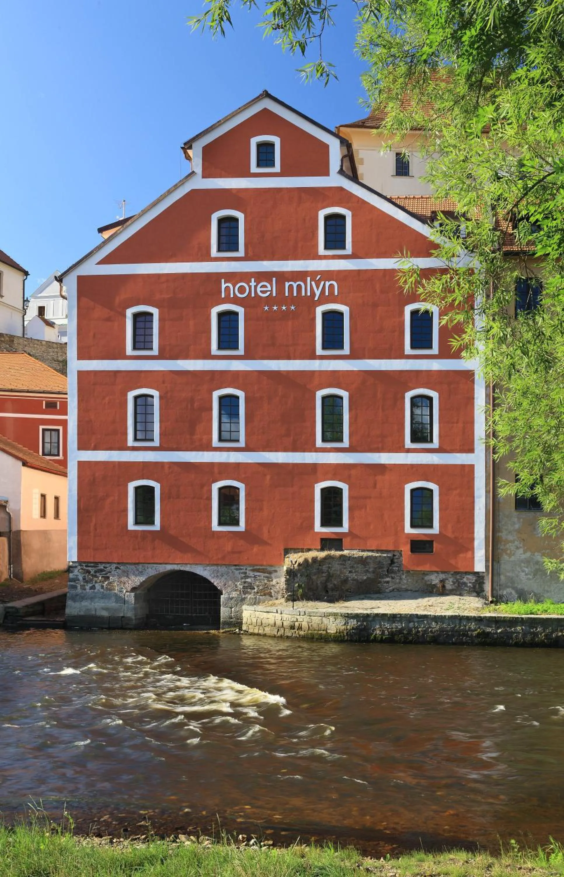Facade/entrance in Hotel Mlýn