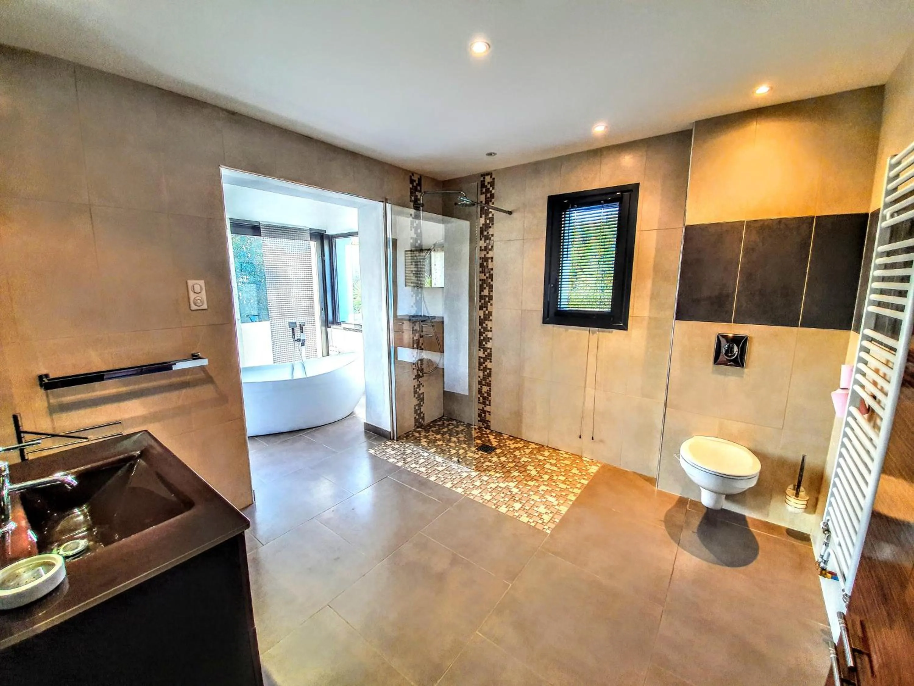 Bathroom in La Villa Blanche