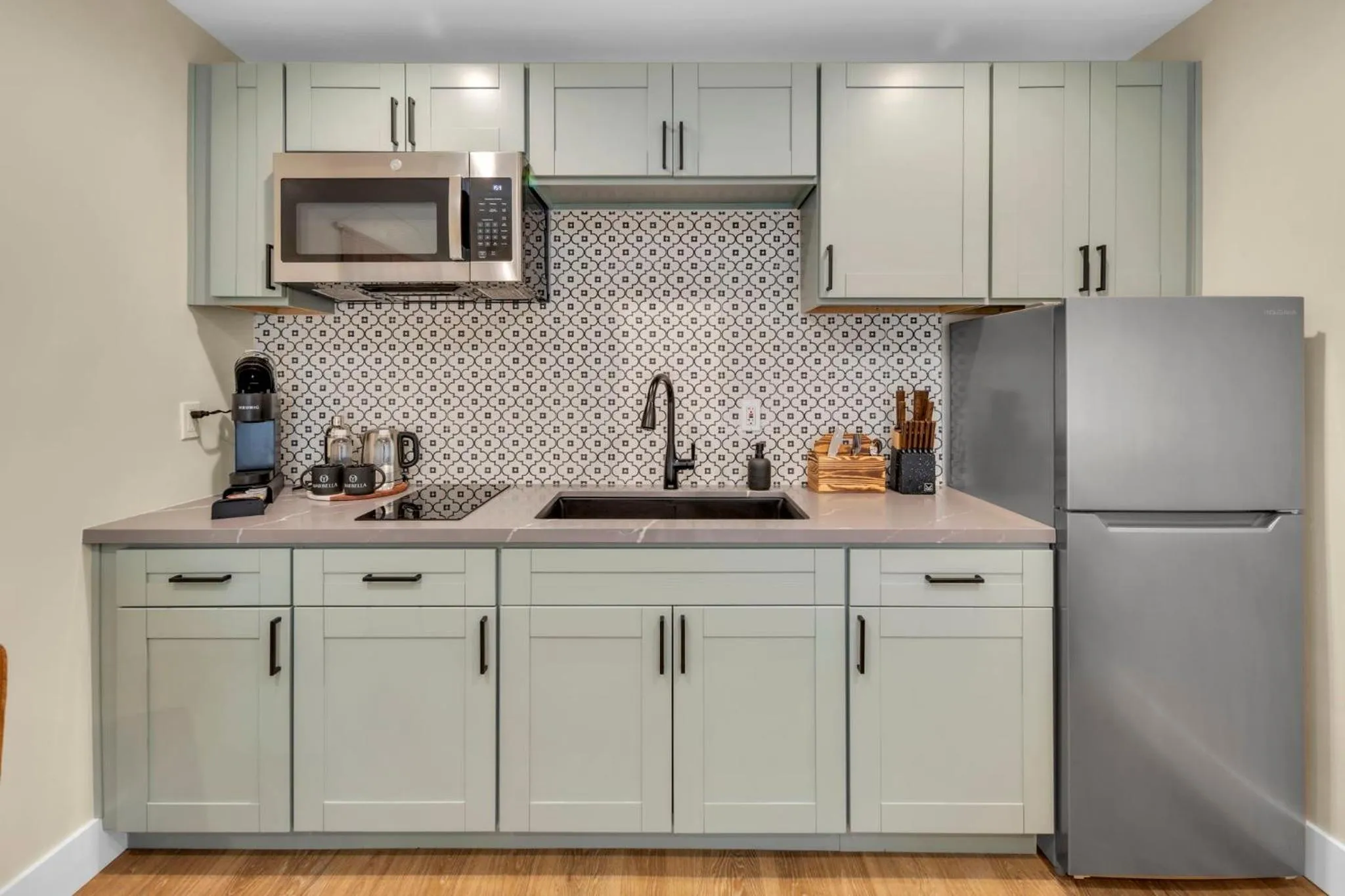 Kitchen or kitchenette in The Marbella