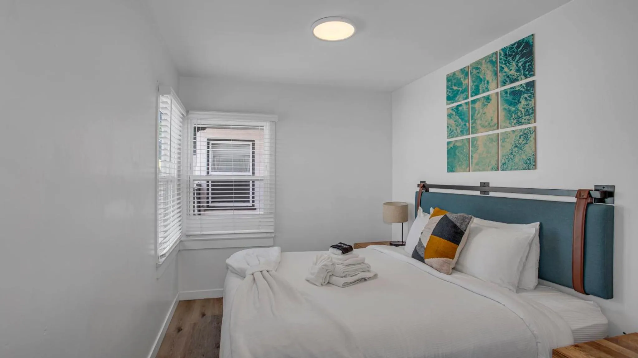 Bedroom, Bed in The Marbella