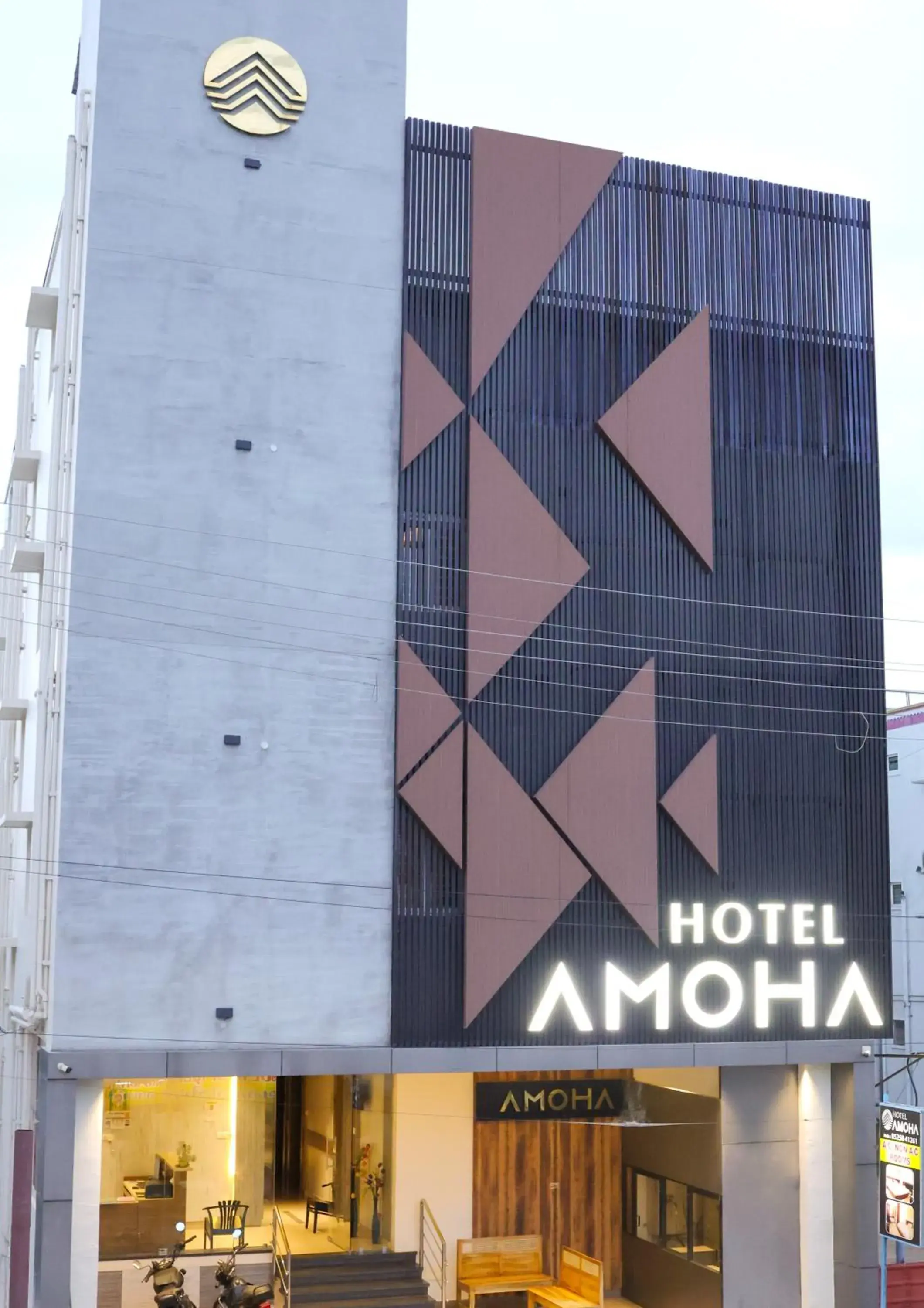 Facade/entrance in Hotel Amoha Facade/entrance in Hotel Amoha