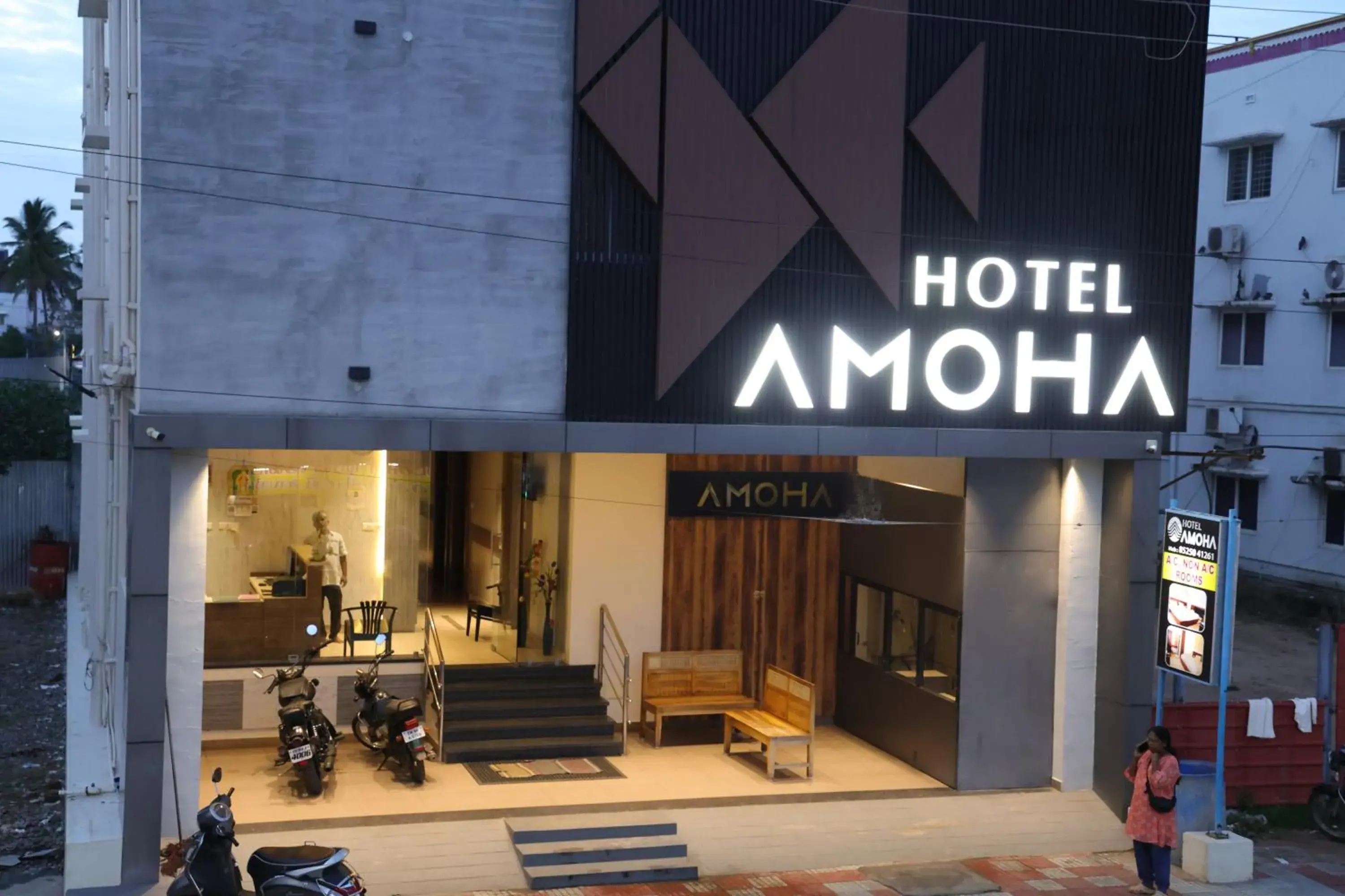 Facade/entrance in Hotel Amoha Facade/entrance in Hotel Amoha