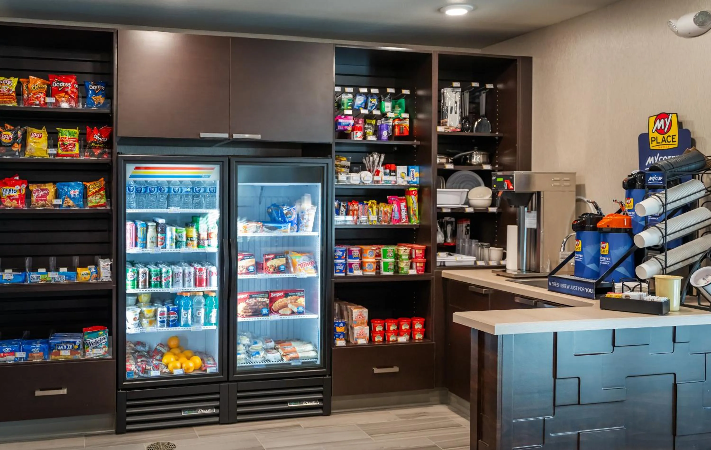 Food and drinks in My Place Hotel-Medford, OR