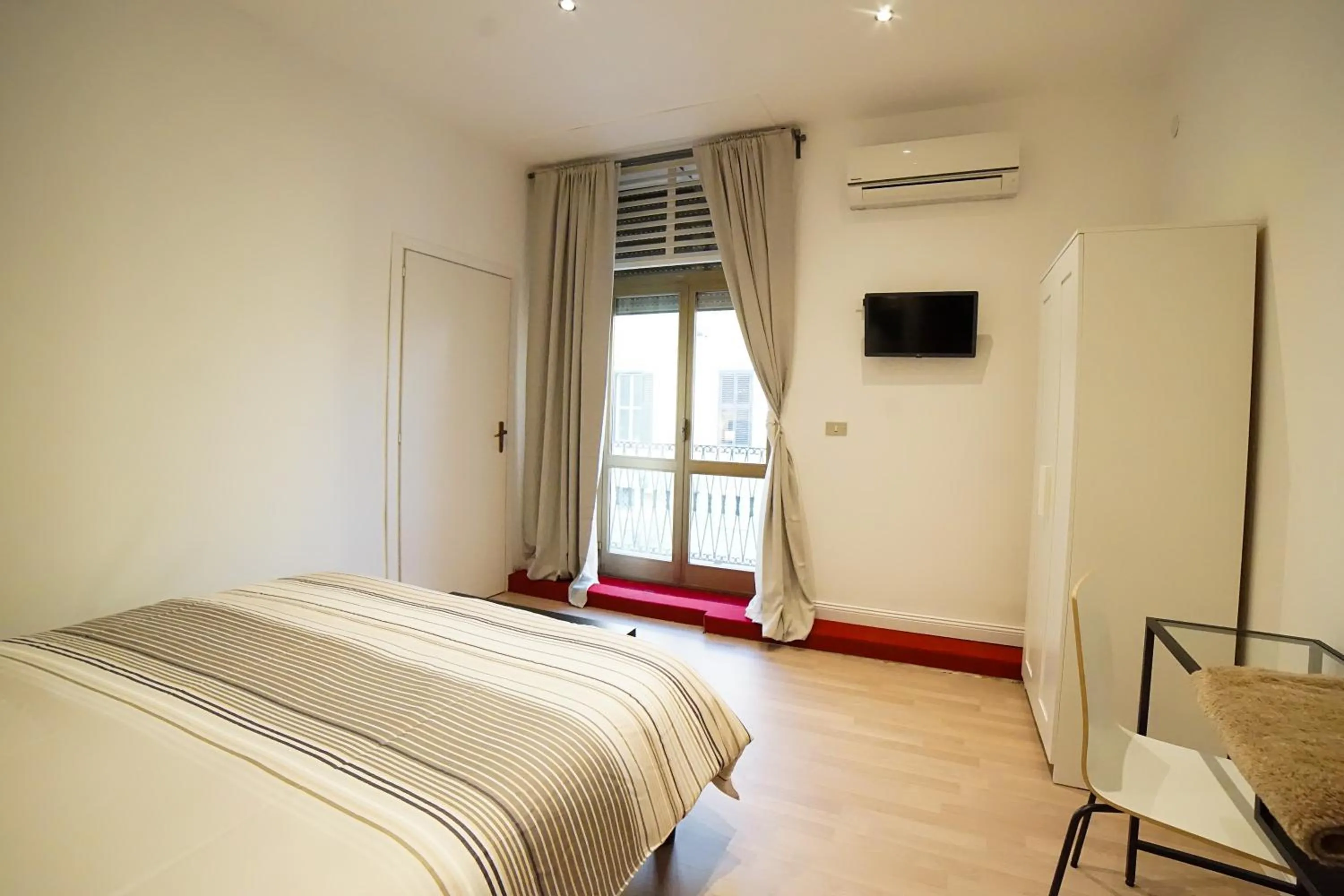 Bed in Central Home B&B