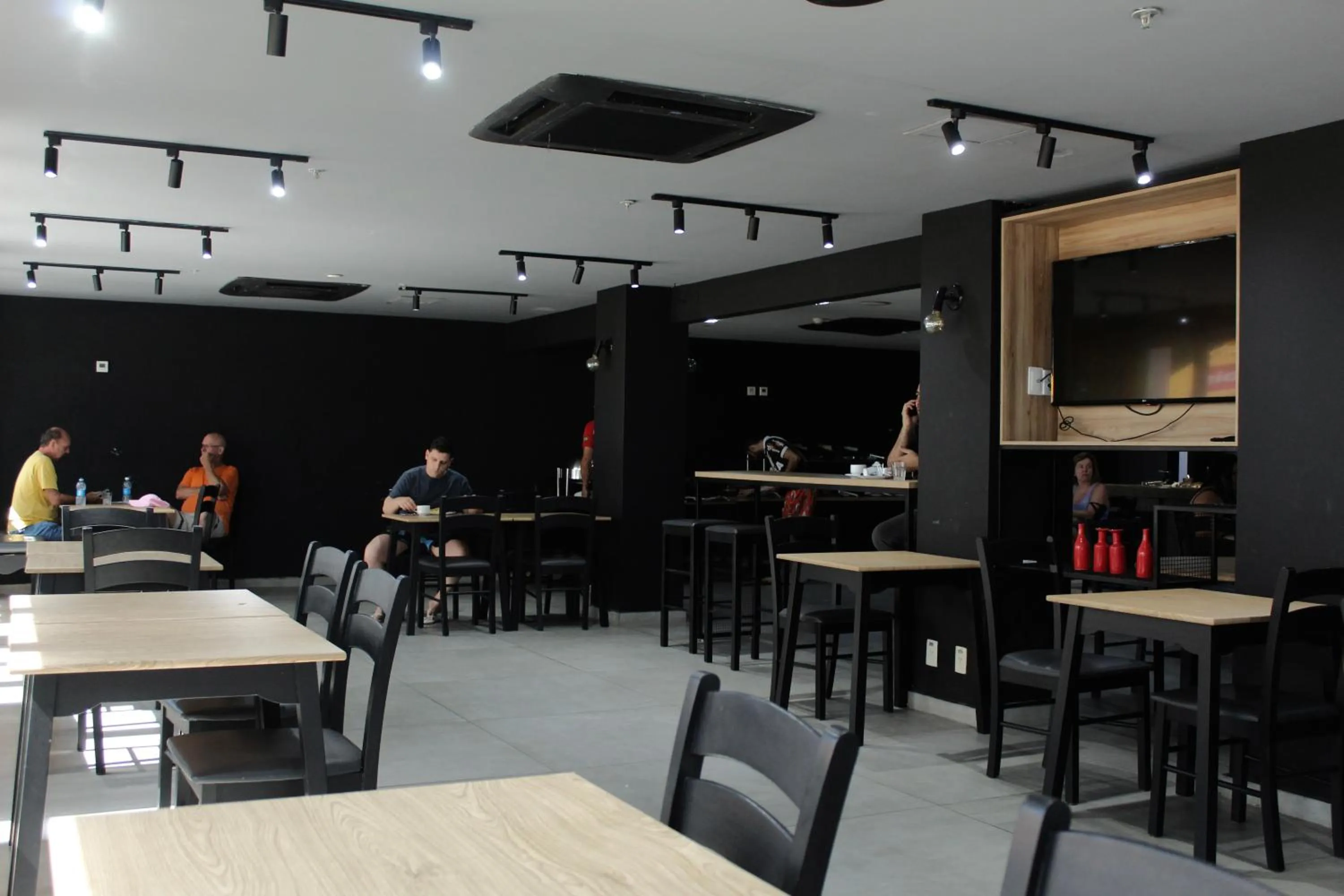 Restaurant/places to eat in Ibis Joao Pessoa Praia