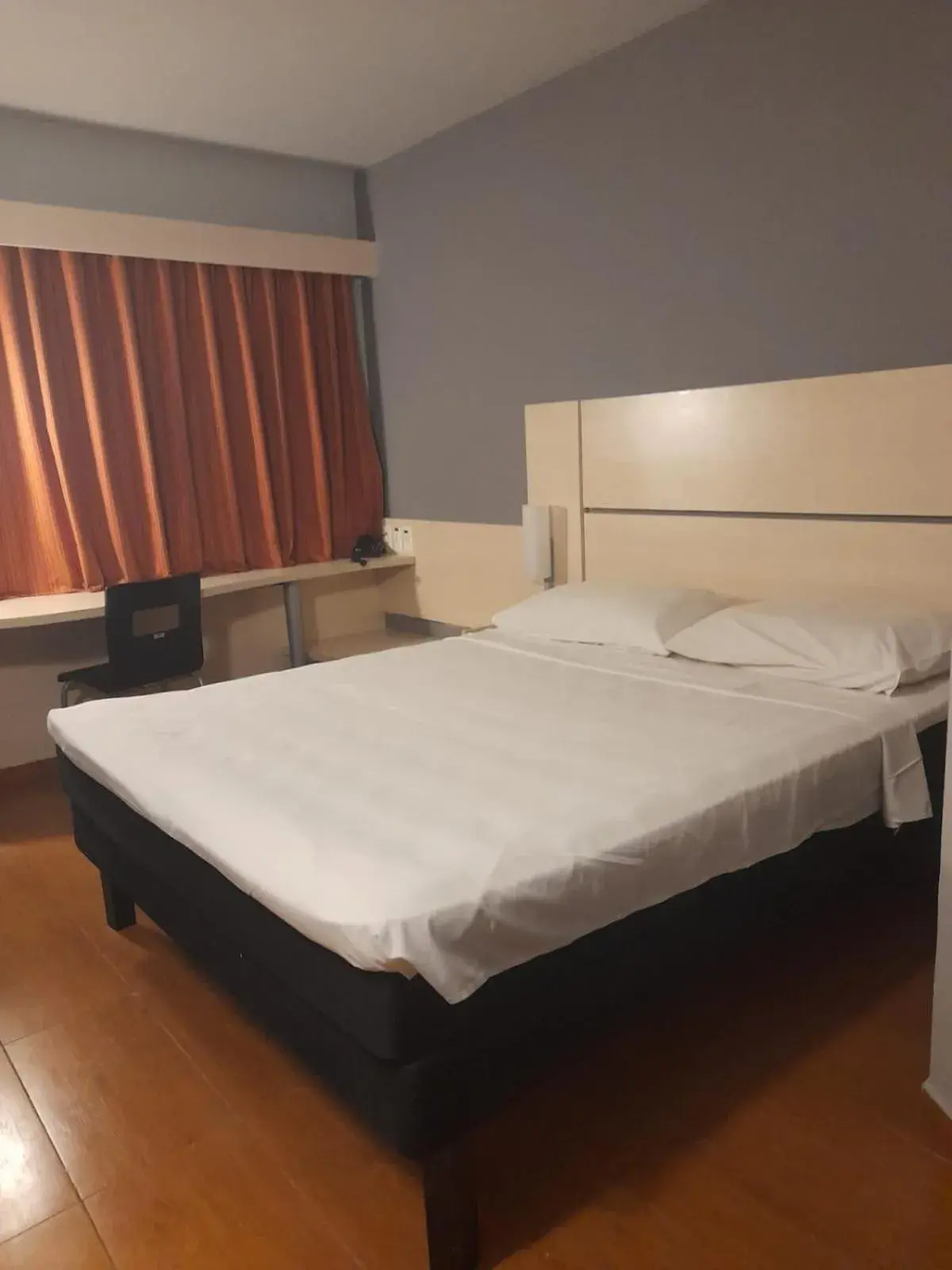 Bedroom, Bed in Ibis Joao Pessoa Praia Bedroom, Bed in Ibis Joao Pessoa Praia
