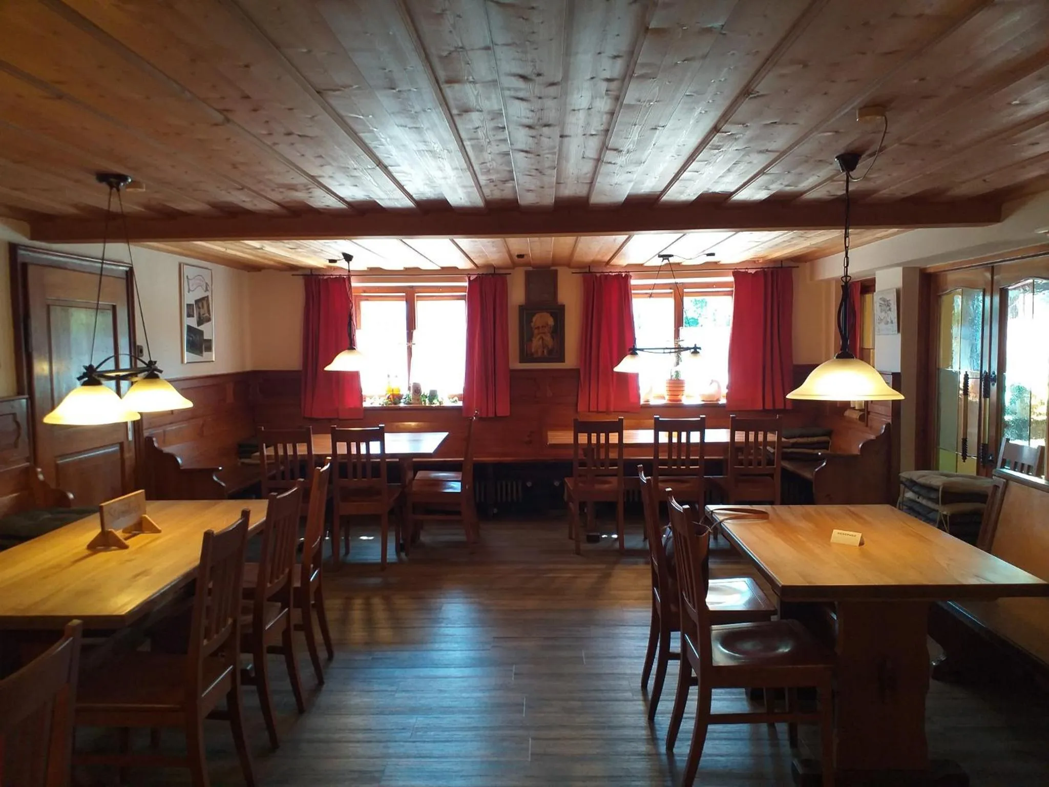 Restaurant/places to eat in Mesnerwirt