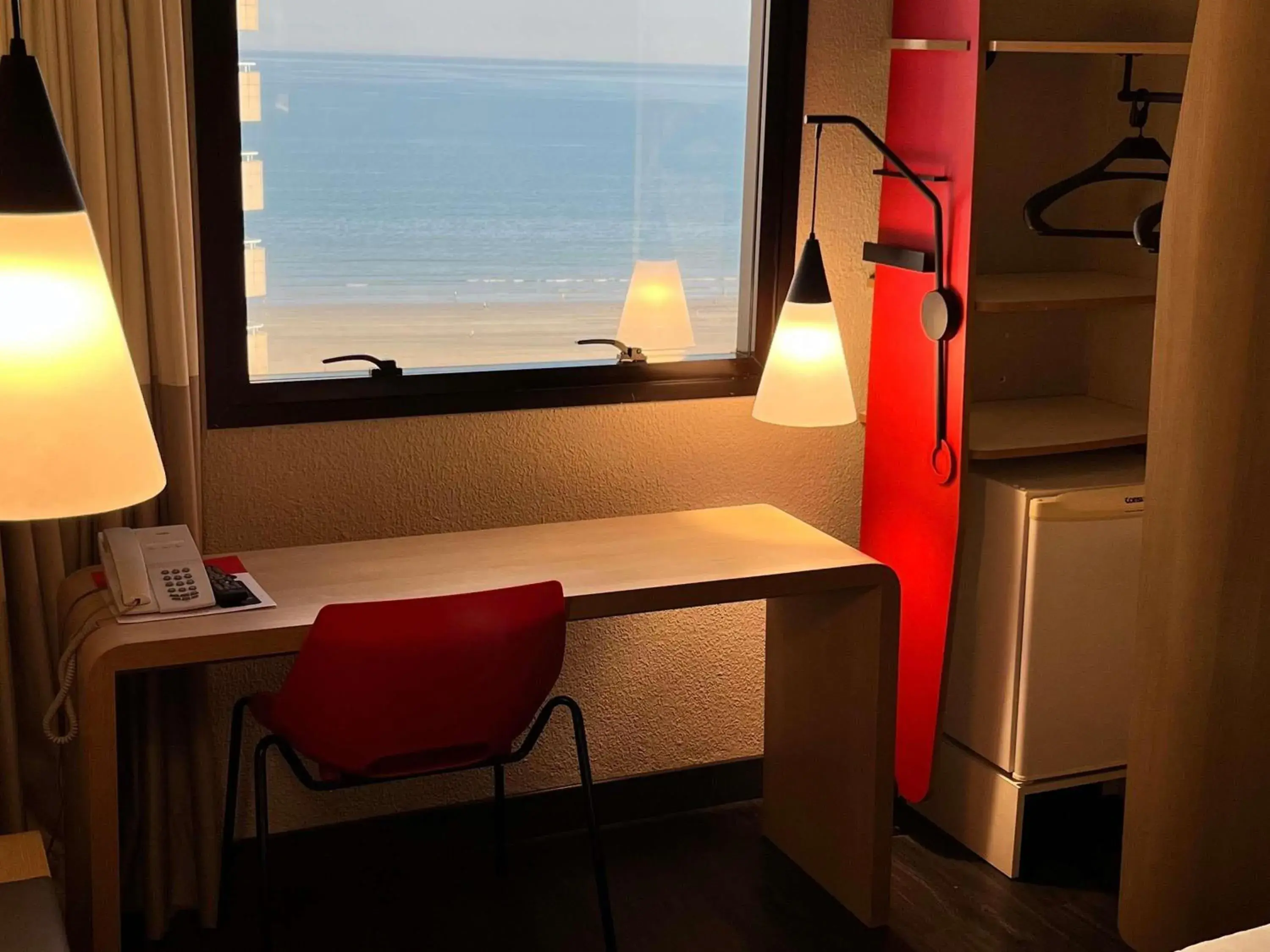 Property building in ibis Santos Gonzaga Praia Property building in ibis Santos Gonzaga Praia