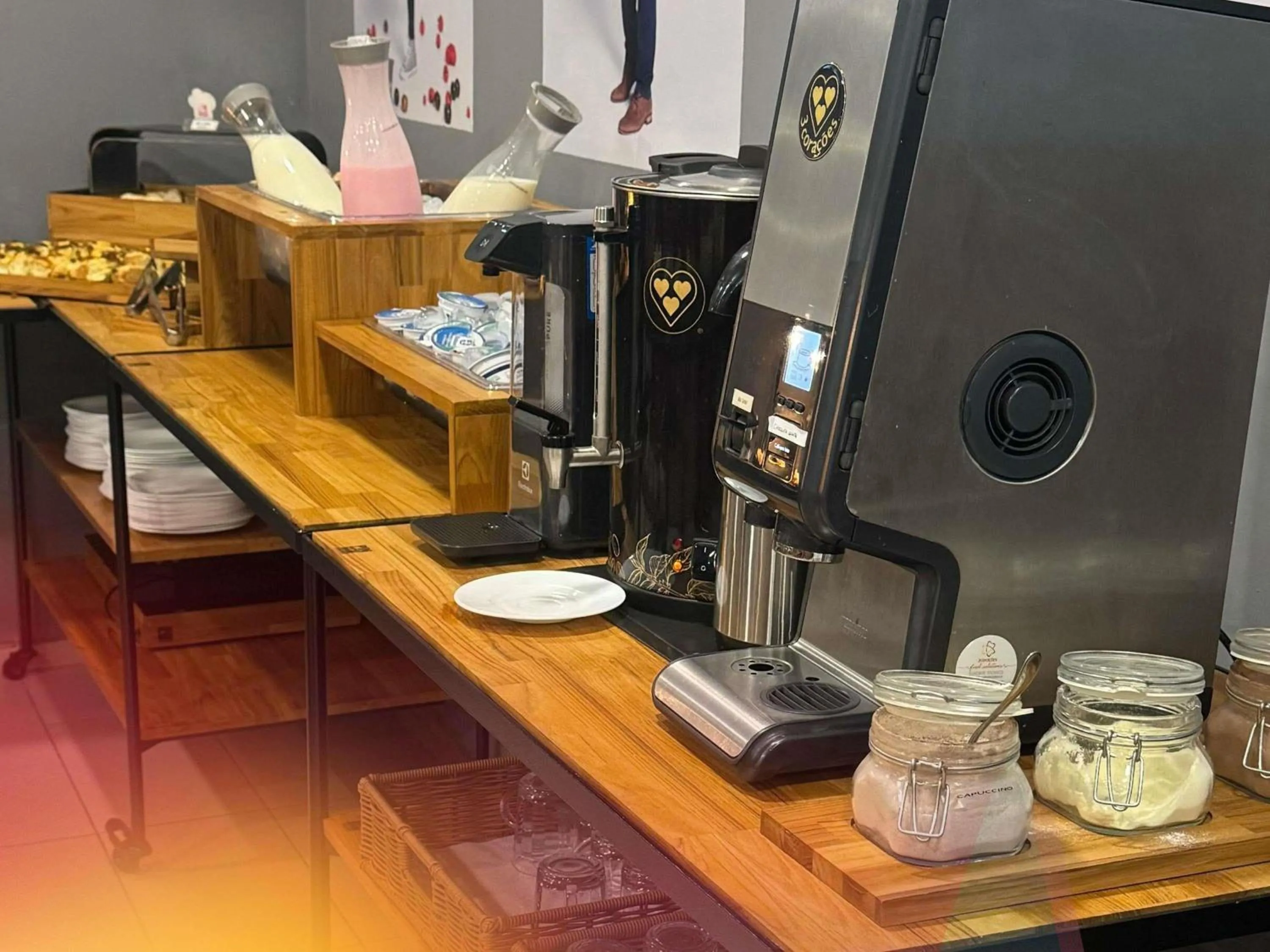 Breakfast in ibis Santos Gonzaga Praia