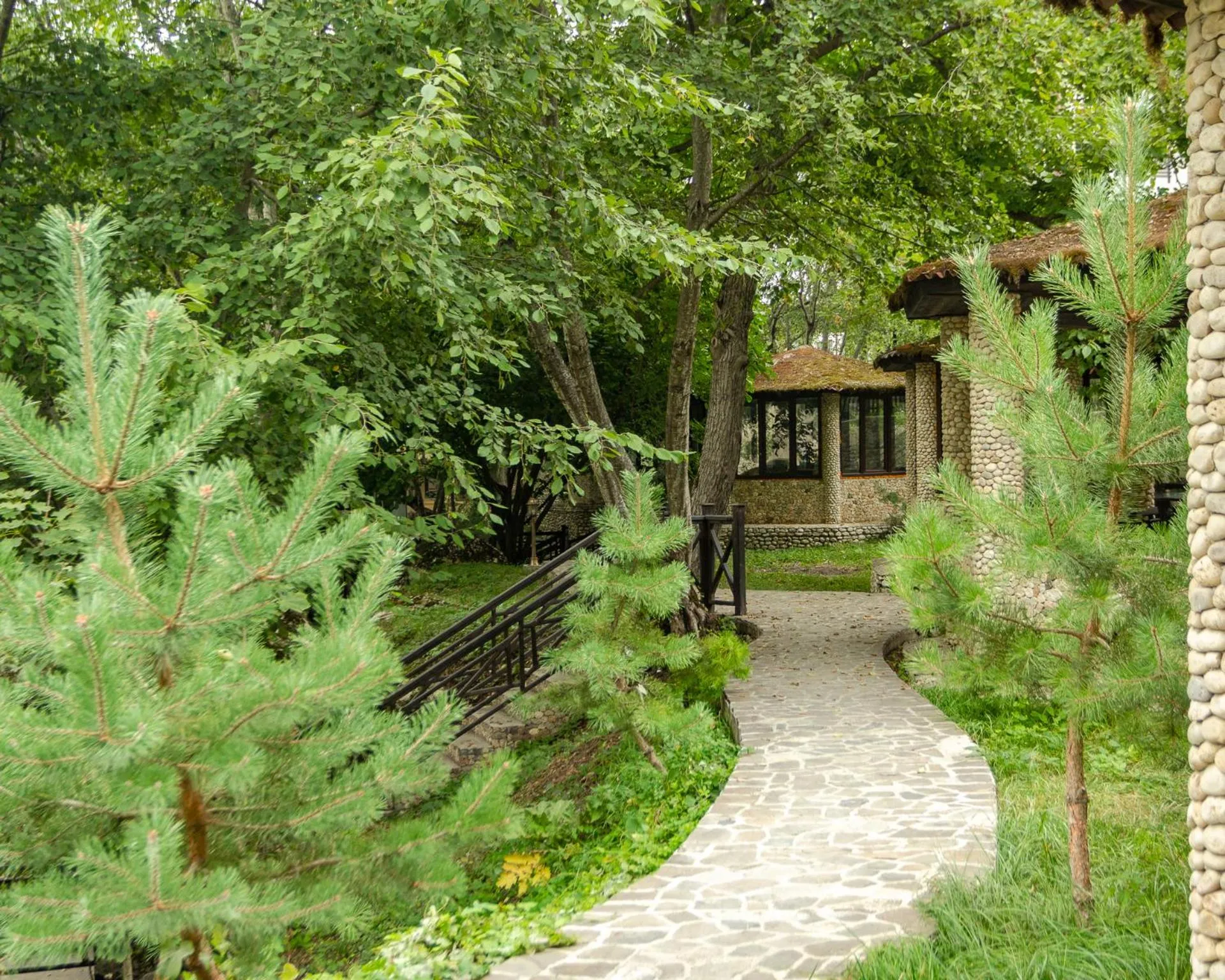 Garden in Quba Vadi Chalet Hotel