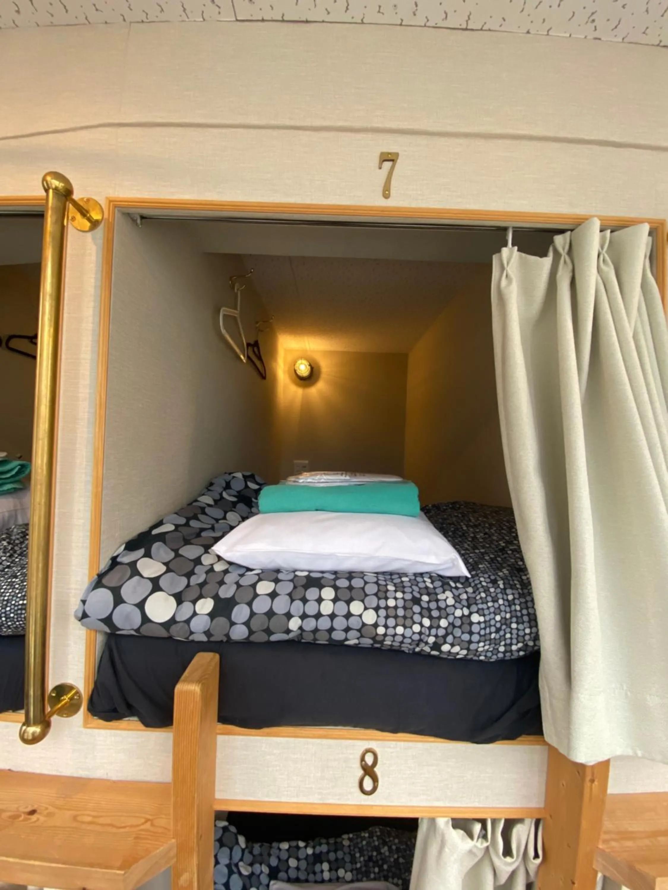 Bed in 54Journey 東京大手町ホステル