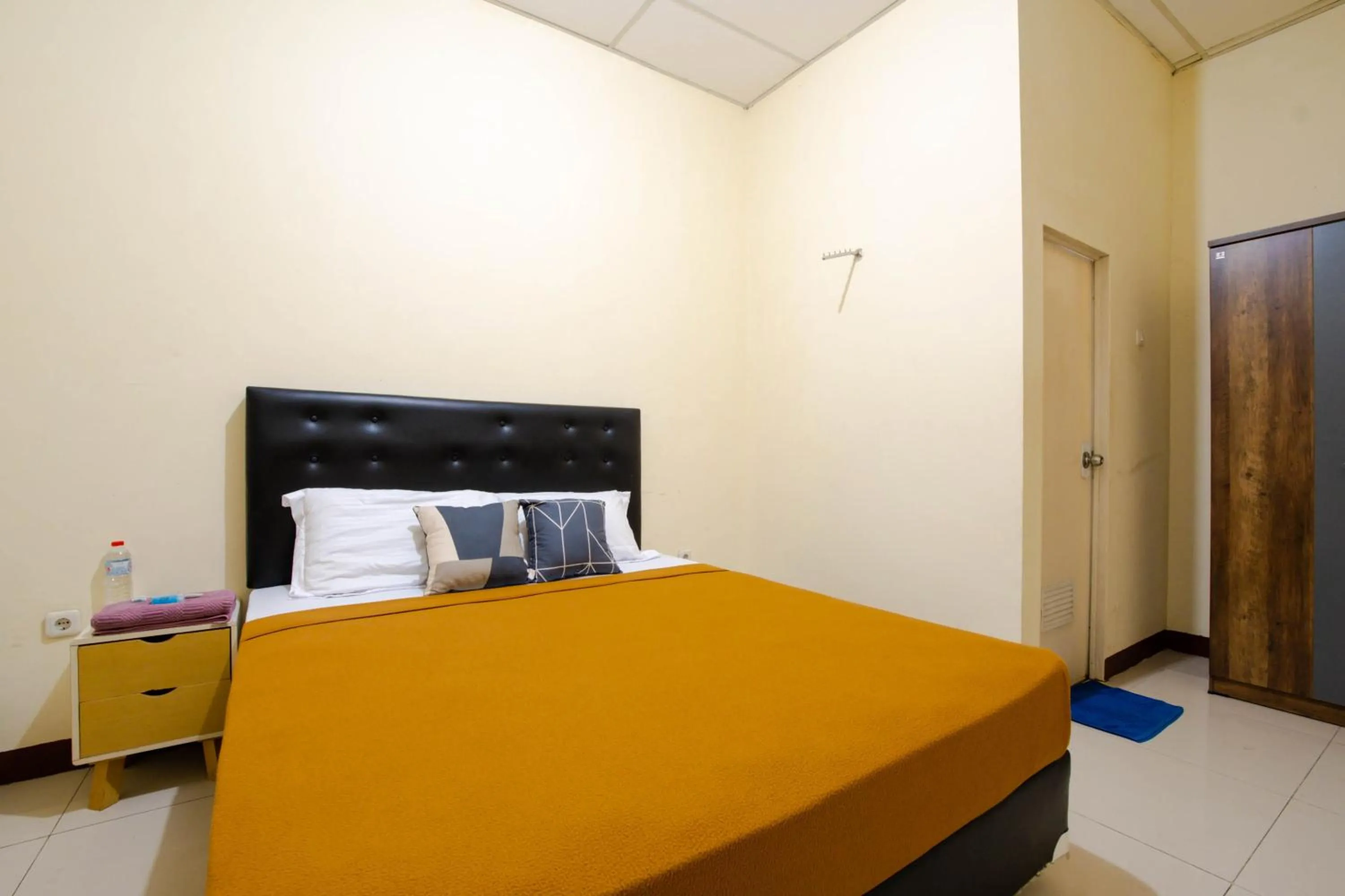Bed in Athena Syariah Residence