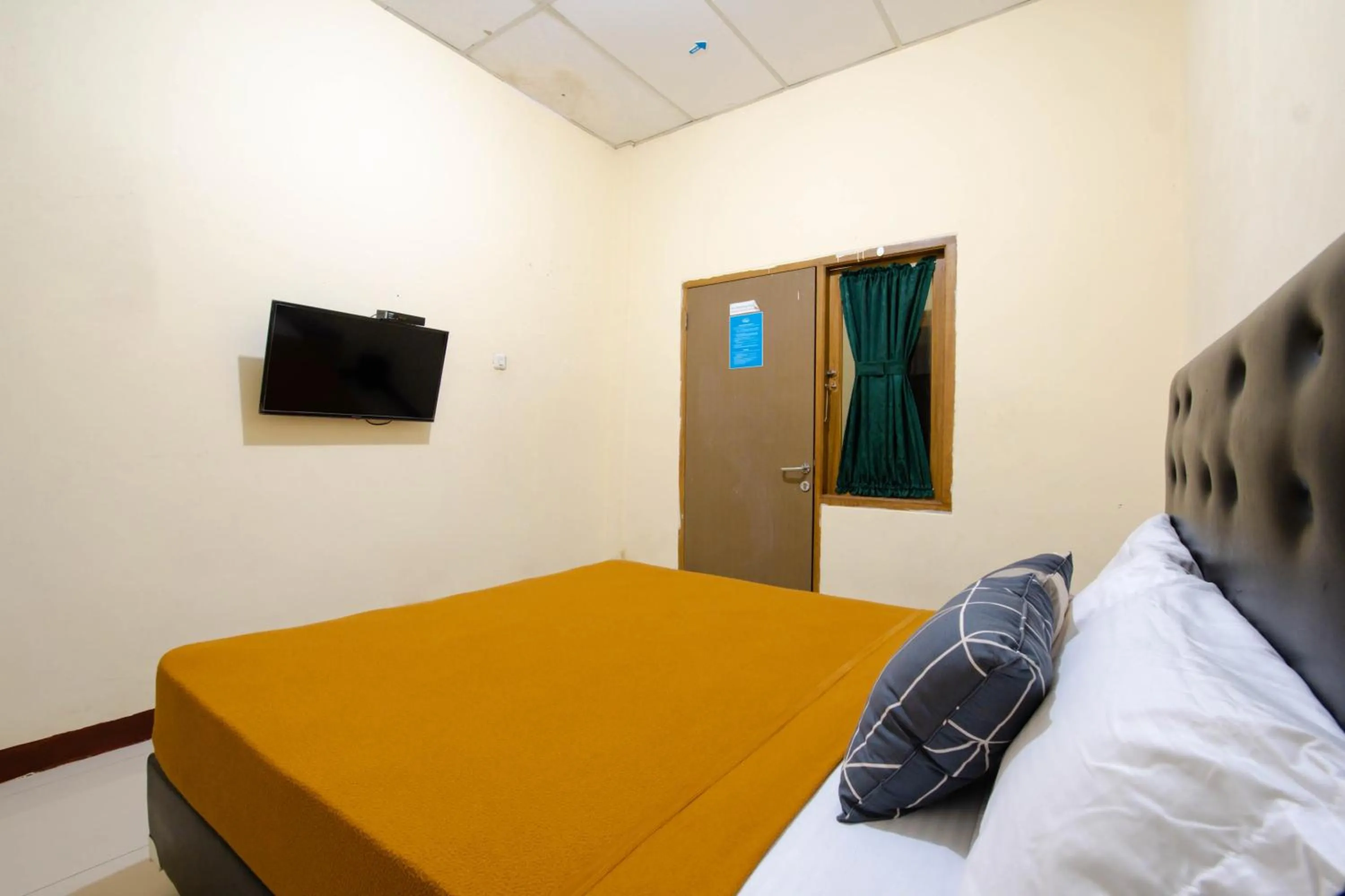 Bed in Athena Syariah Residence