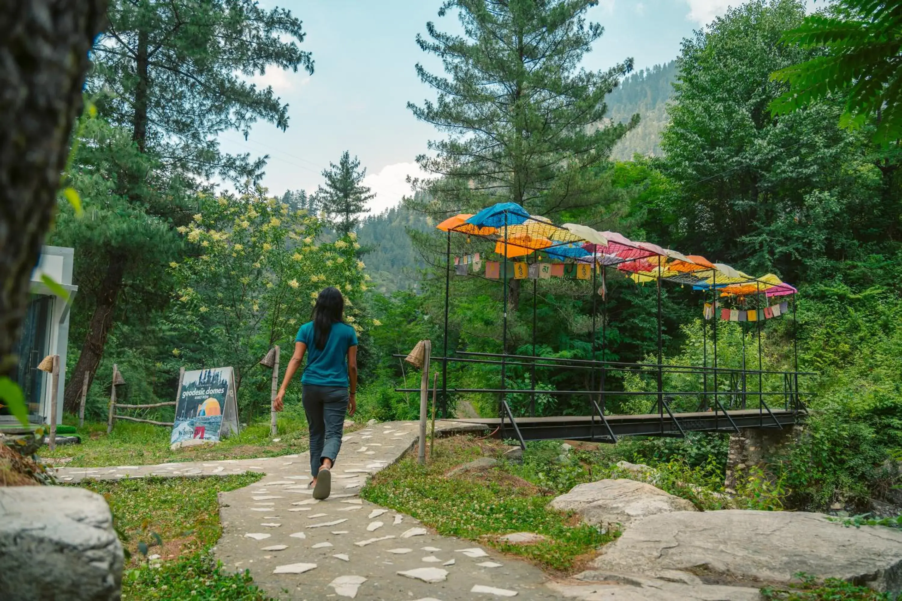 Facade/entrance in Whoopers Boutique Resort Jibhi Facade/entrance in Whoopers Boutique Resort Jibhi