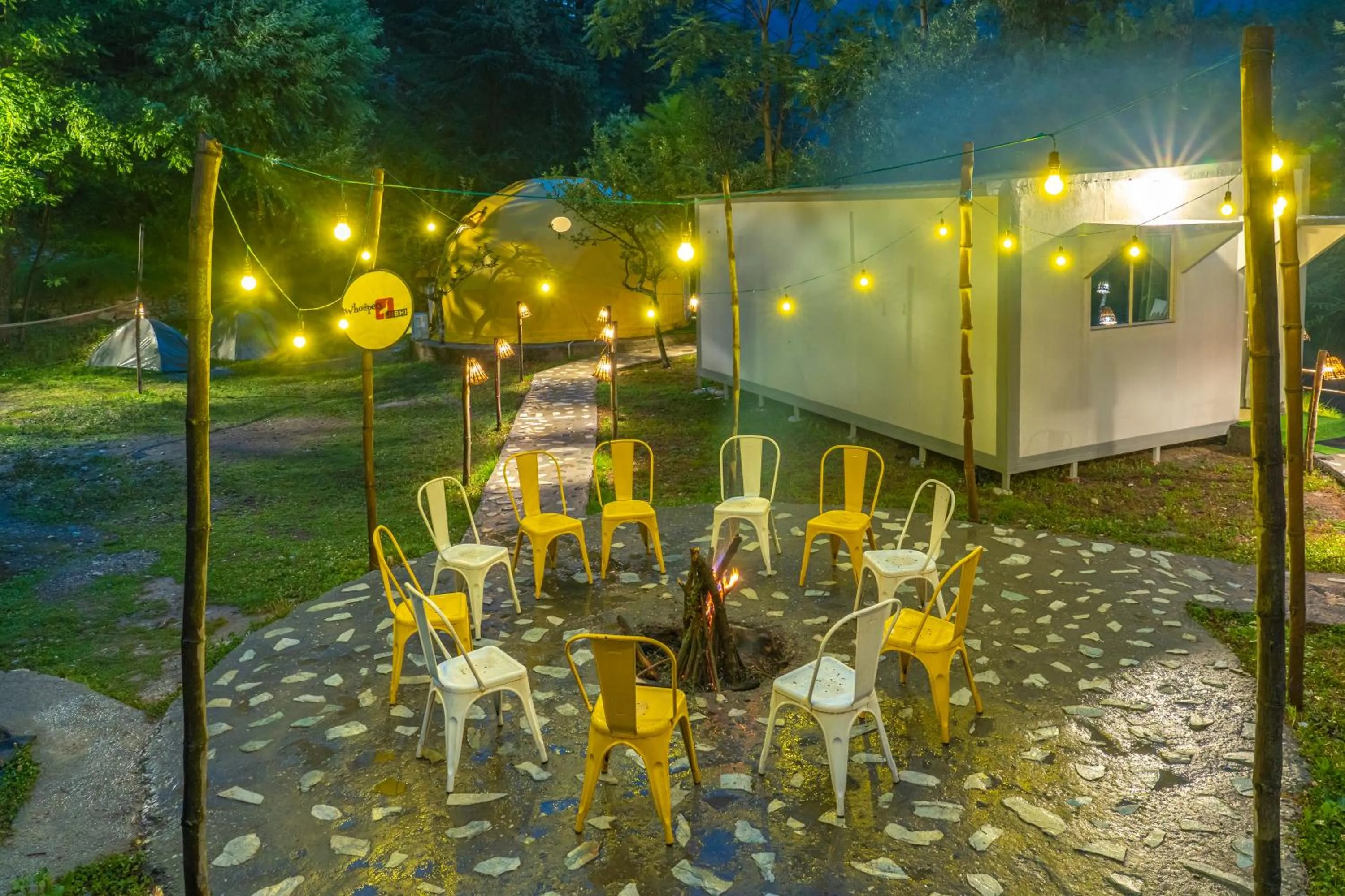 flat iron in Whoopers Boutique Resort Jibhi