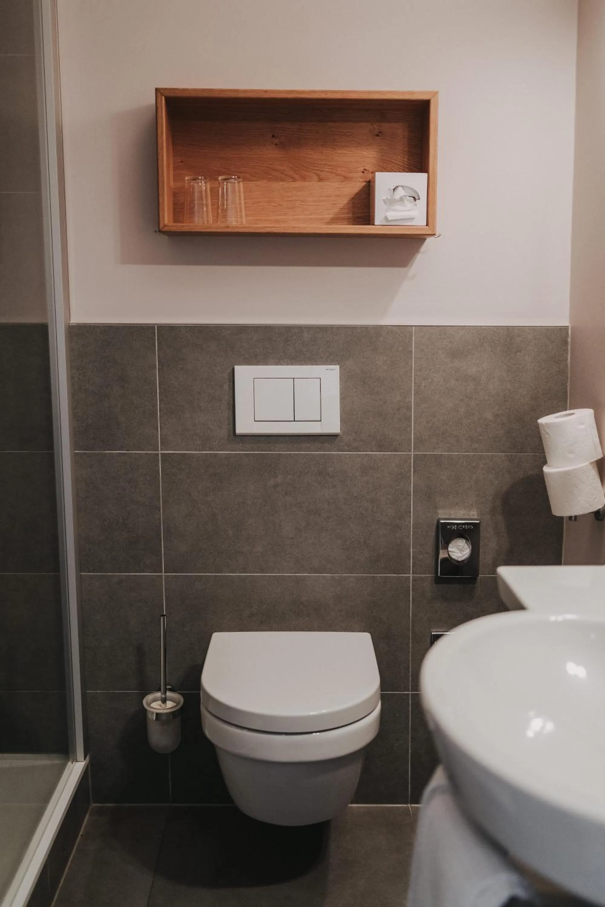 Toilet in Buchnas Landhotel Saarschleife