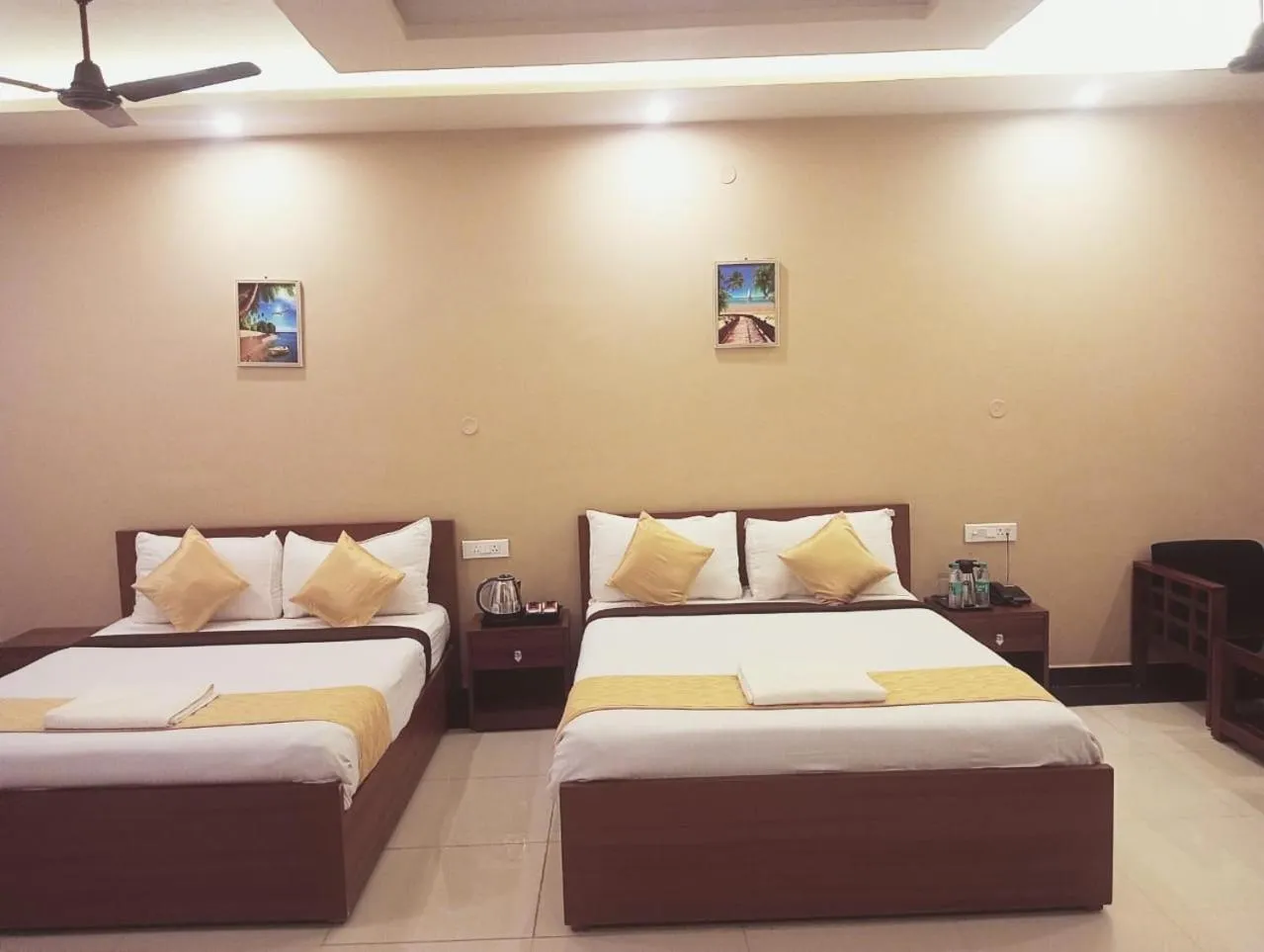 Bed in Faiz Residency