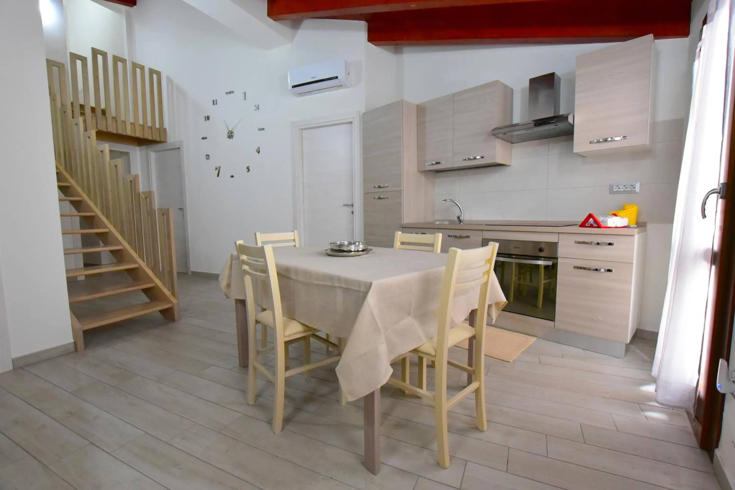 Communal kitchen in B&B La Genuina