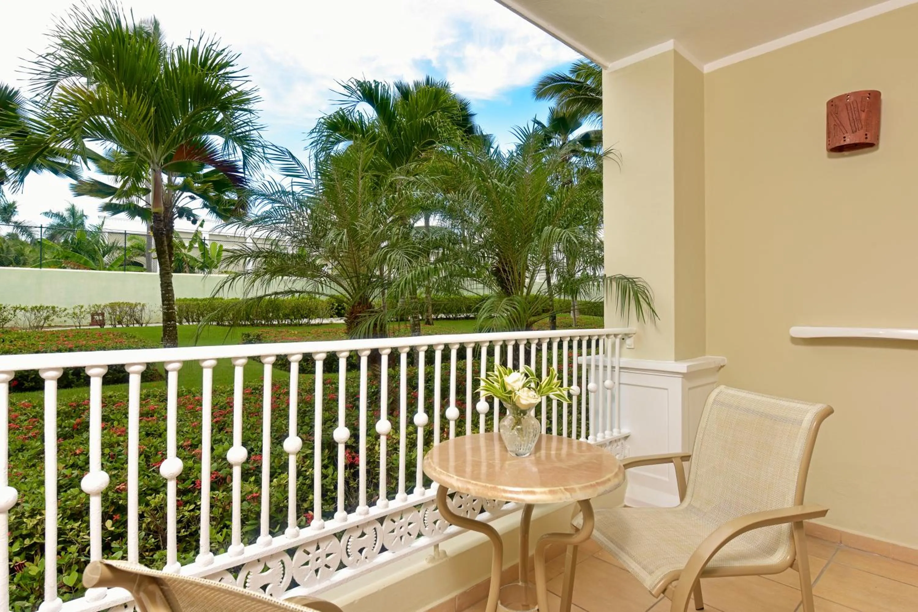 Bedroom in Iberostar Waves Punta Cana - All Inclusive