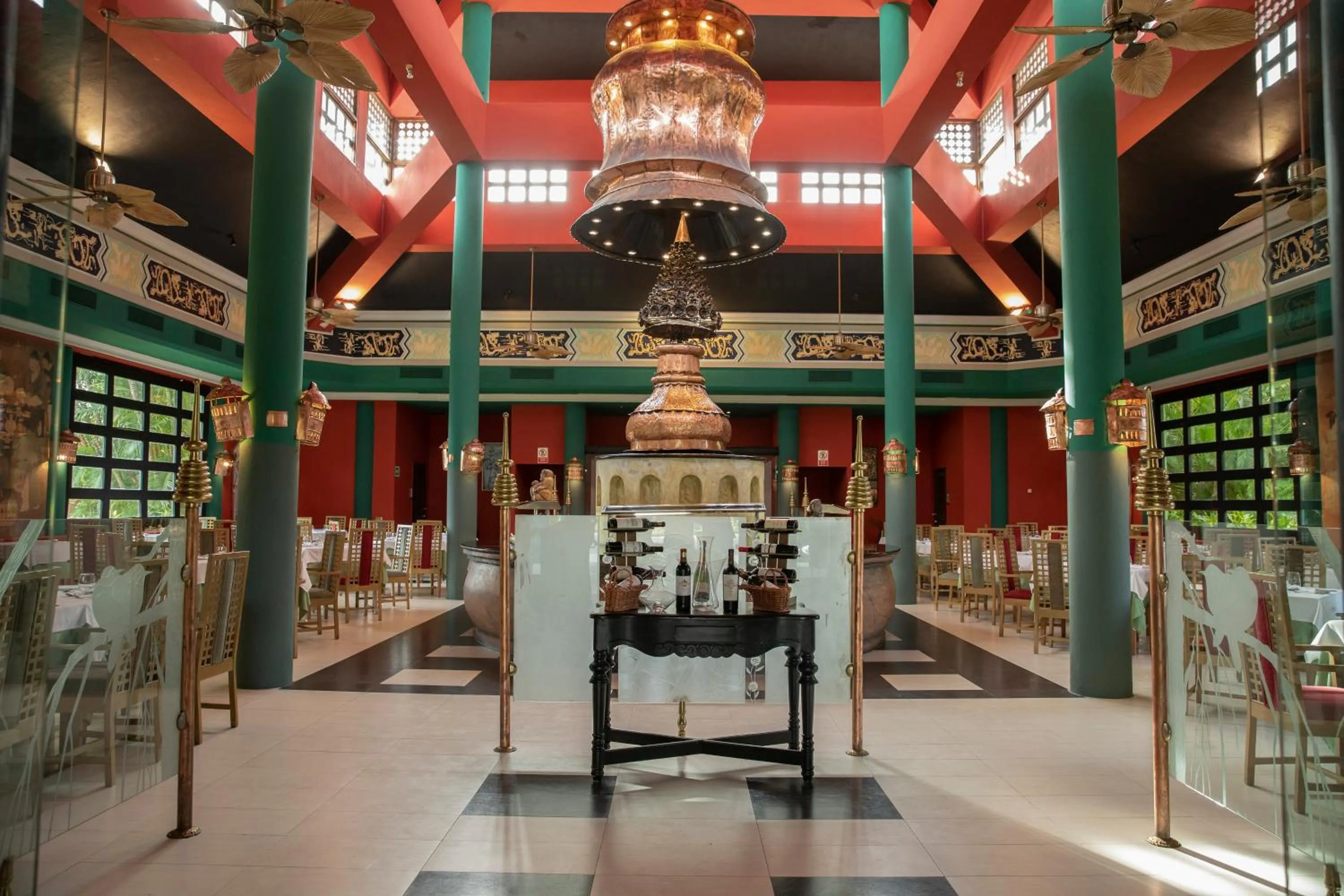 Restaurant/places to eat in Iberostar Waves Punta Cana - All Inclusive