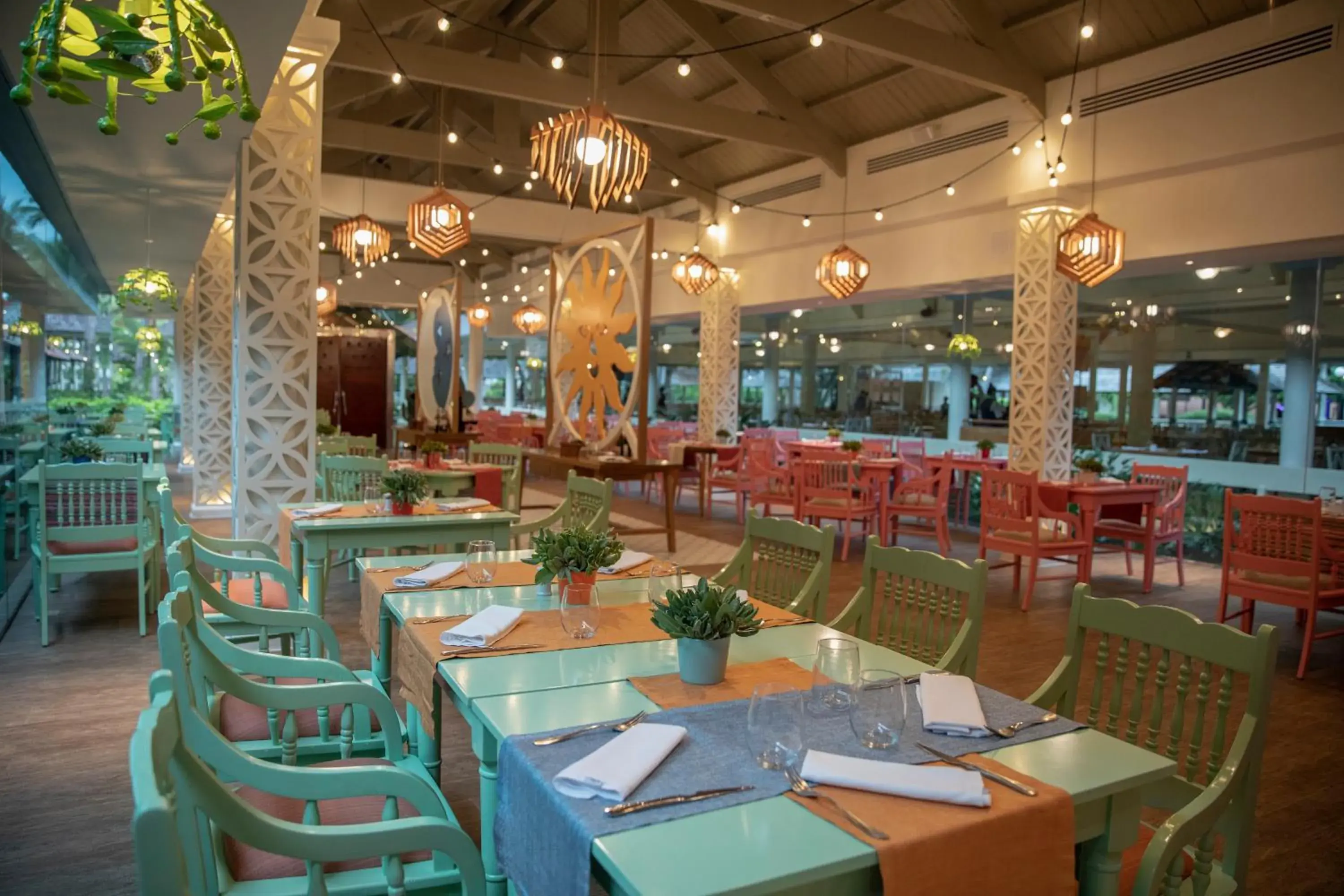 Restaurant/places to eat in Iberostar Waves Punta Cana - All Inclusive Restaurant/places to eat in Iberostar Waves Punta Cana - All Inclusive