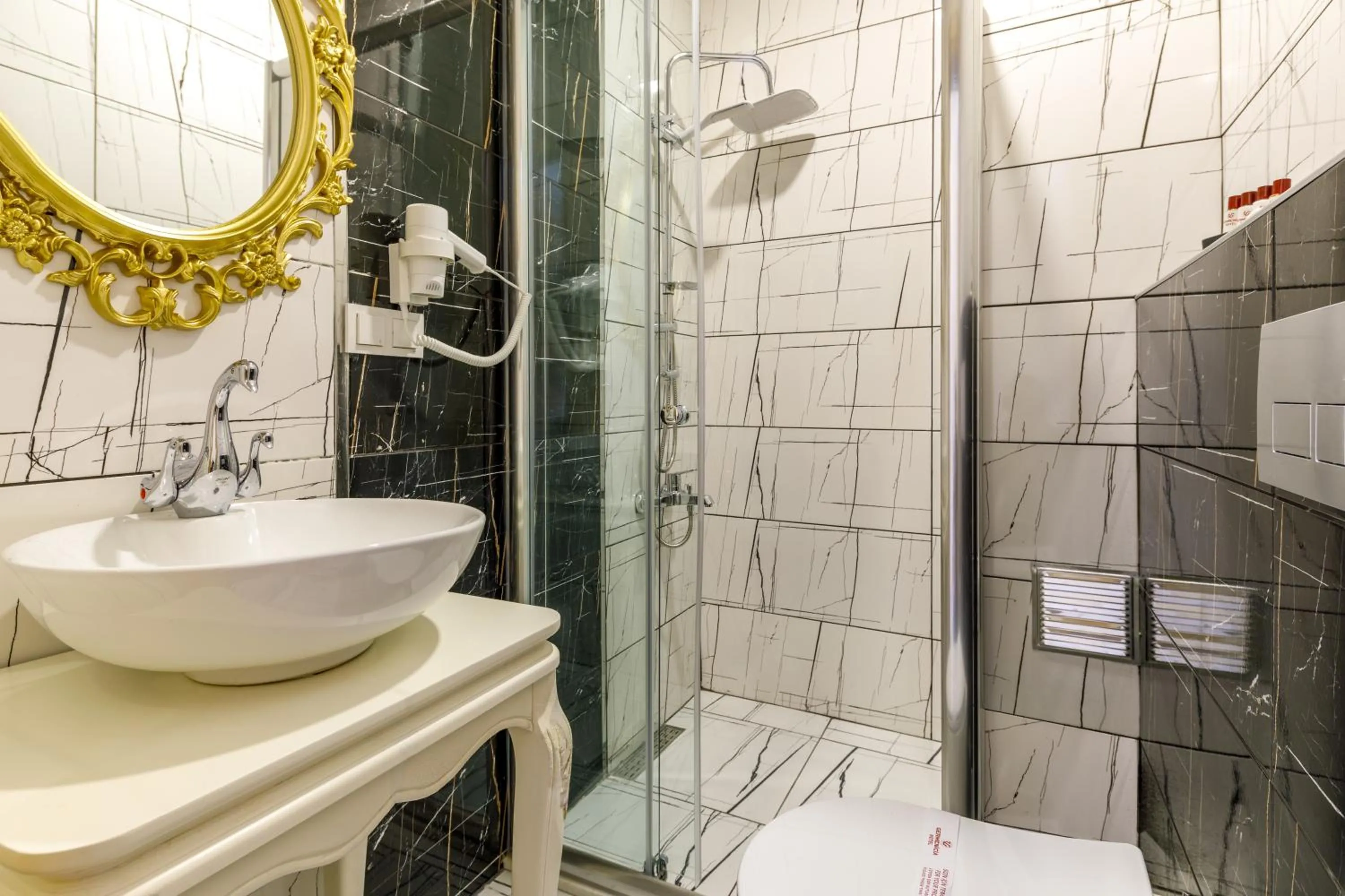 Bathroom in Germenicia Hotel